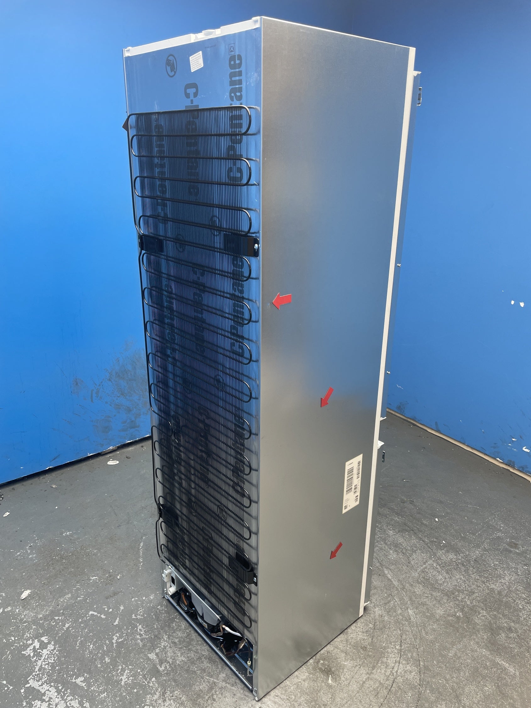 #GRC-158-071 - Bosch KIN86VFE0G Series 4 Integrated Frost Free Fridge Freezer