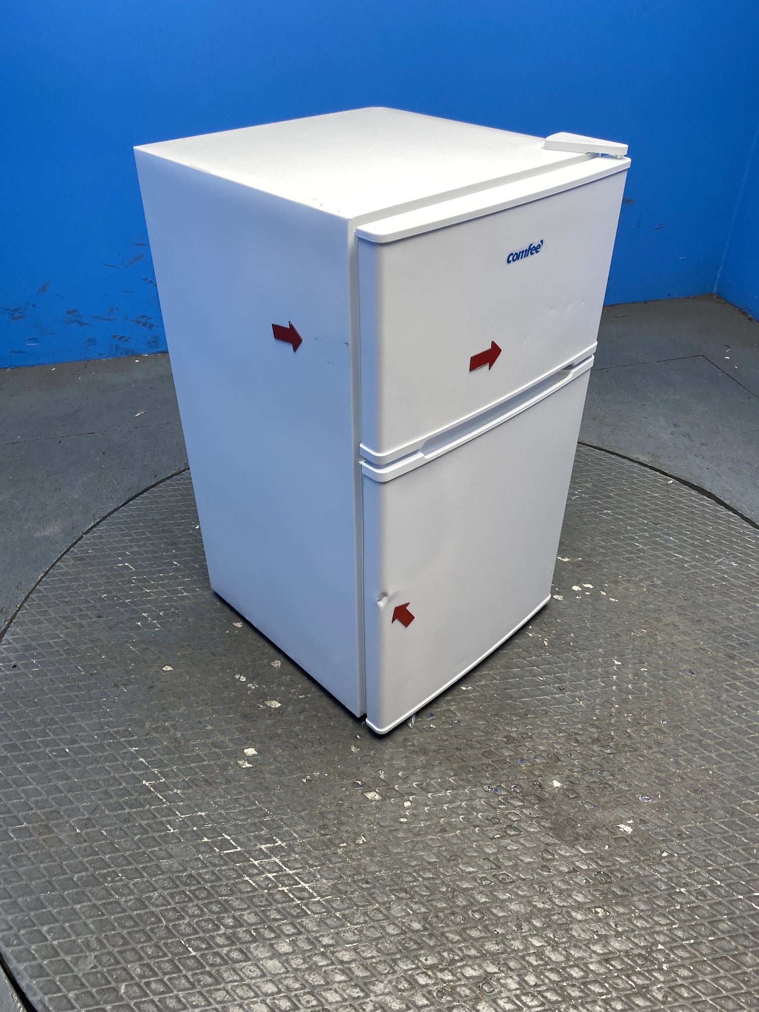 COMFEE’ RCT87WH2(E) 87L Under Counter Fridge Freezer