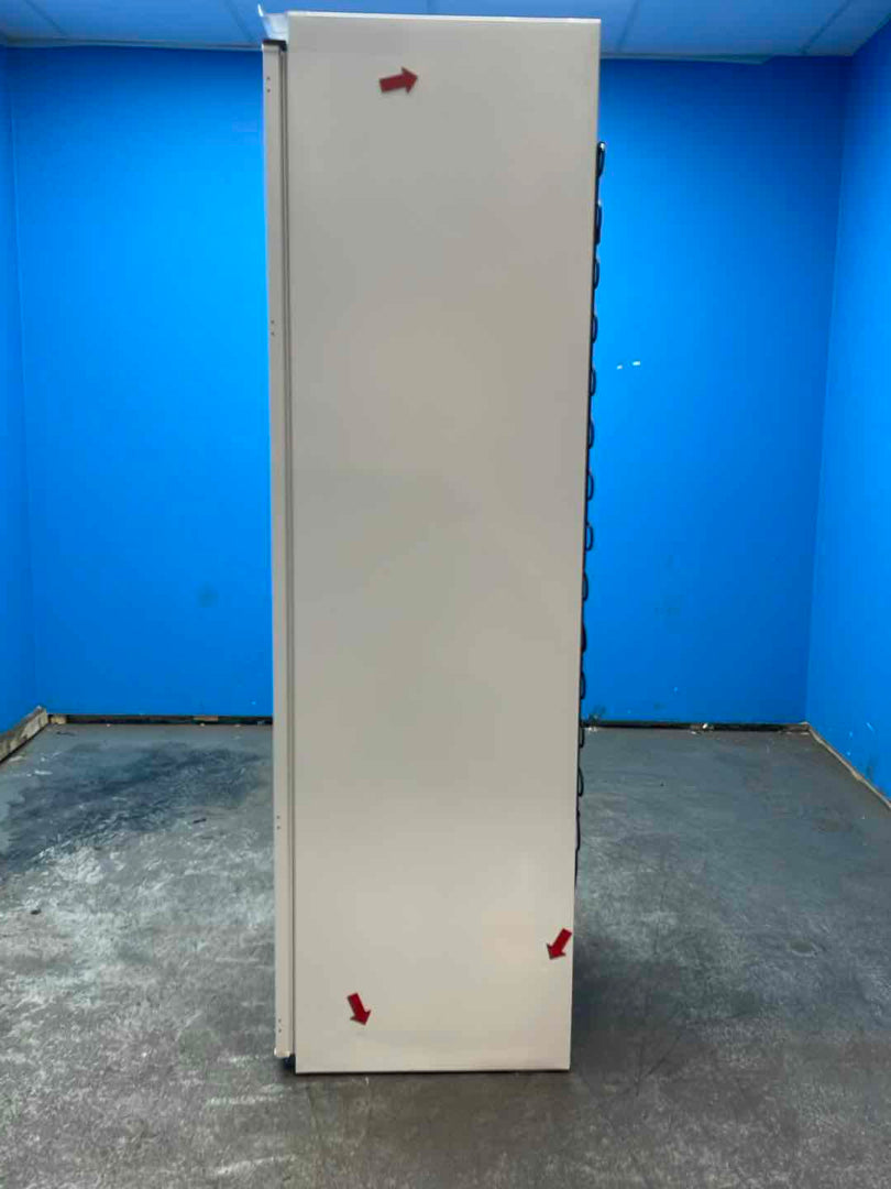 #GRC-160-779 - Candy CUS518EWK Integrated 204L Tall Freezer