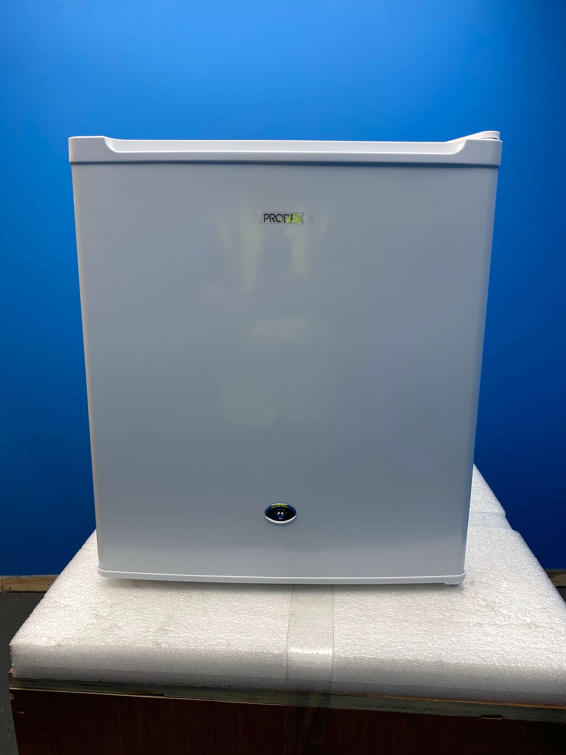Prodex PX3751W 33 Litre Table Top Mini Freezer
