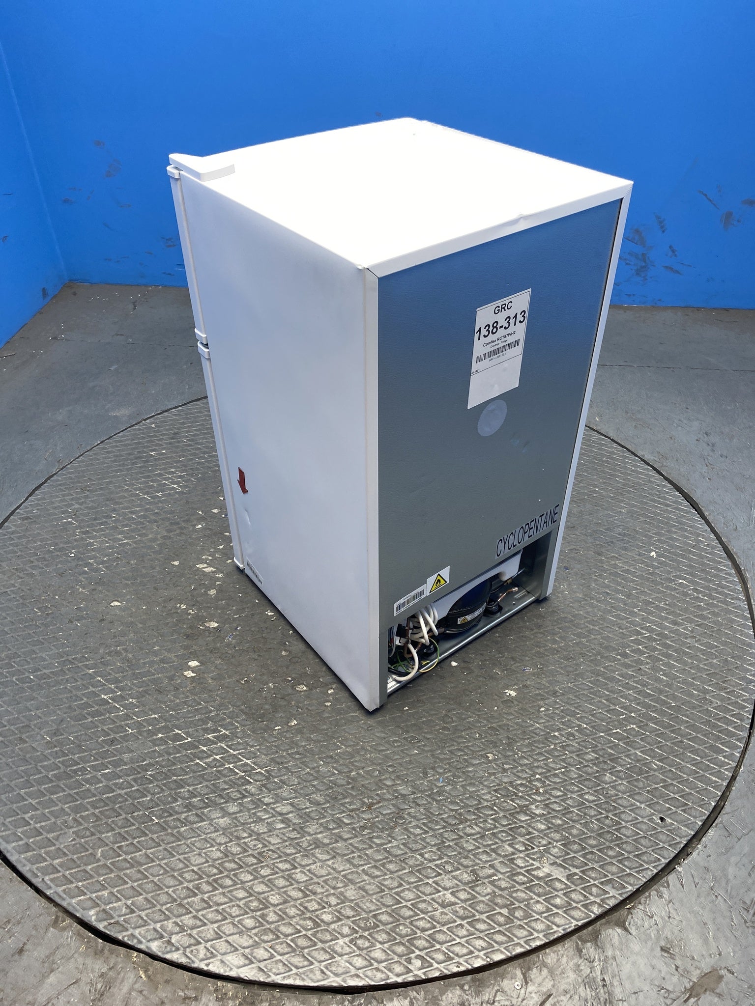 COMFEE’ RCT87WH2(E) 87L Under Counter Fridge Freezer