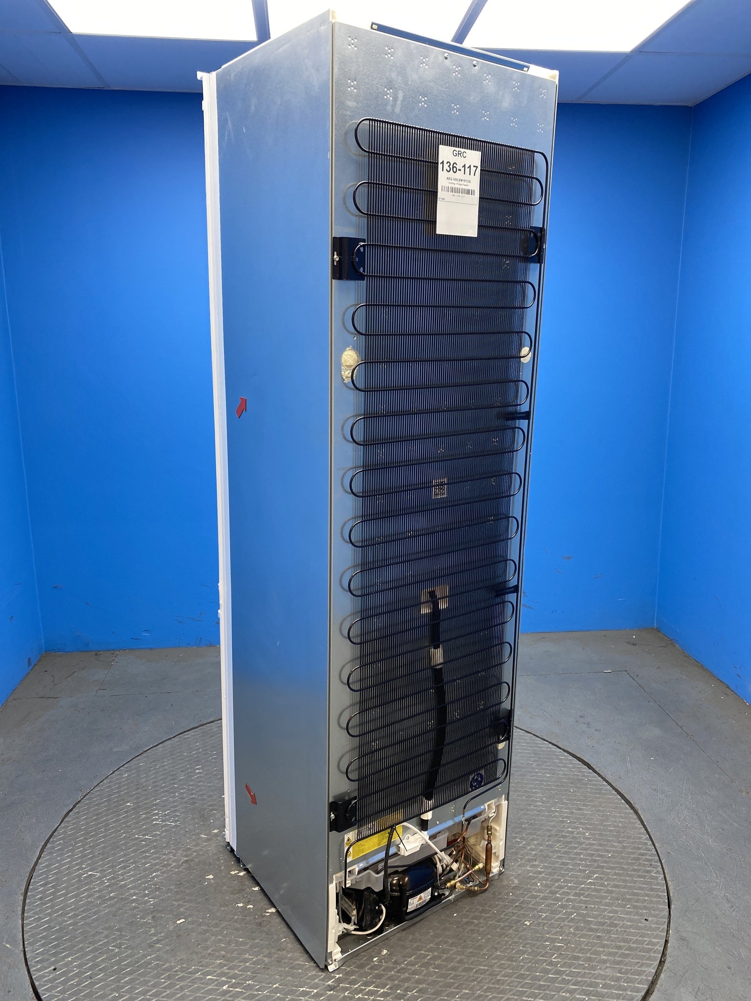 AEG 8000 Series NSC8M191DS Integrated Fridge Freezer