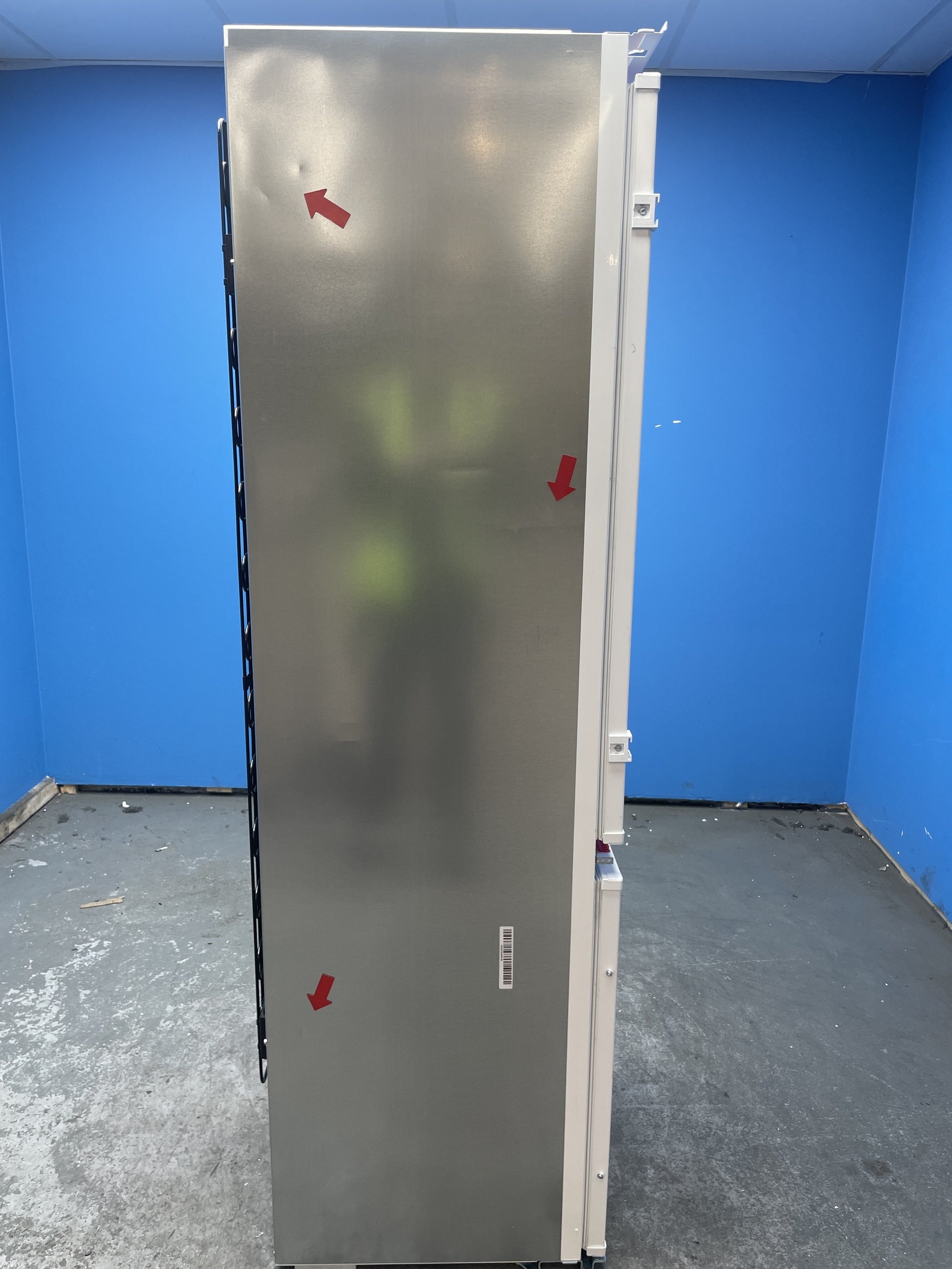 #GRC-158-312 - AEG OSC6N181ES 6000 TwinTech Integrated No Frost Fridge Freezer