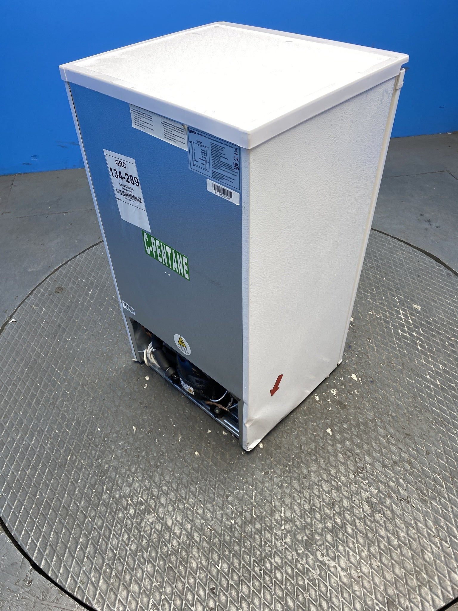 Igenix IG3960E 92 Litre Under Counter Larder Fridge