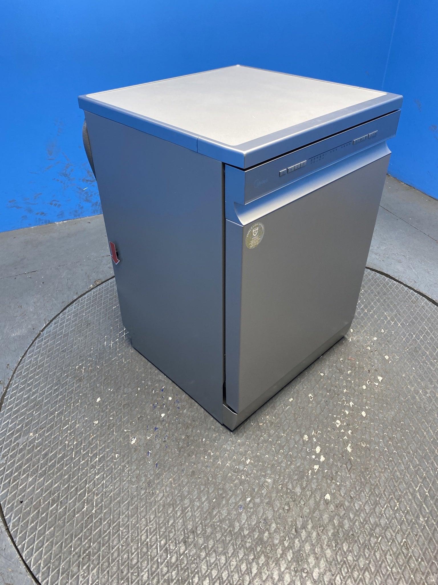 Midea MDWPF1233CS 12 Place Setting Dishwasher