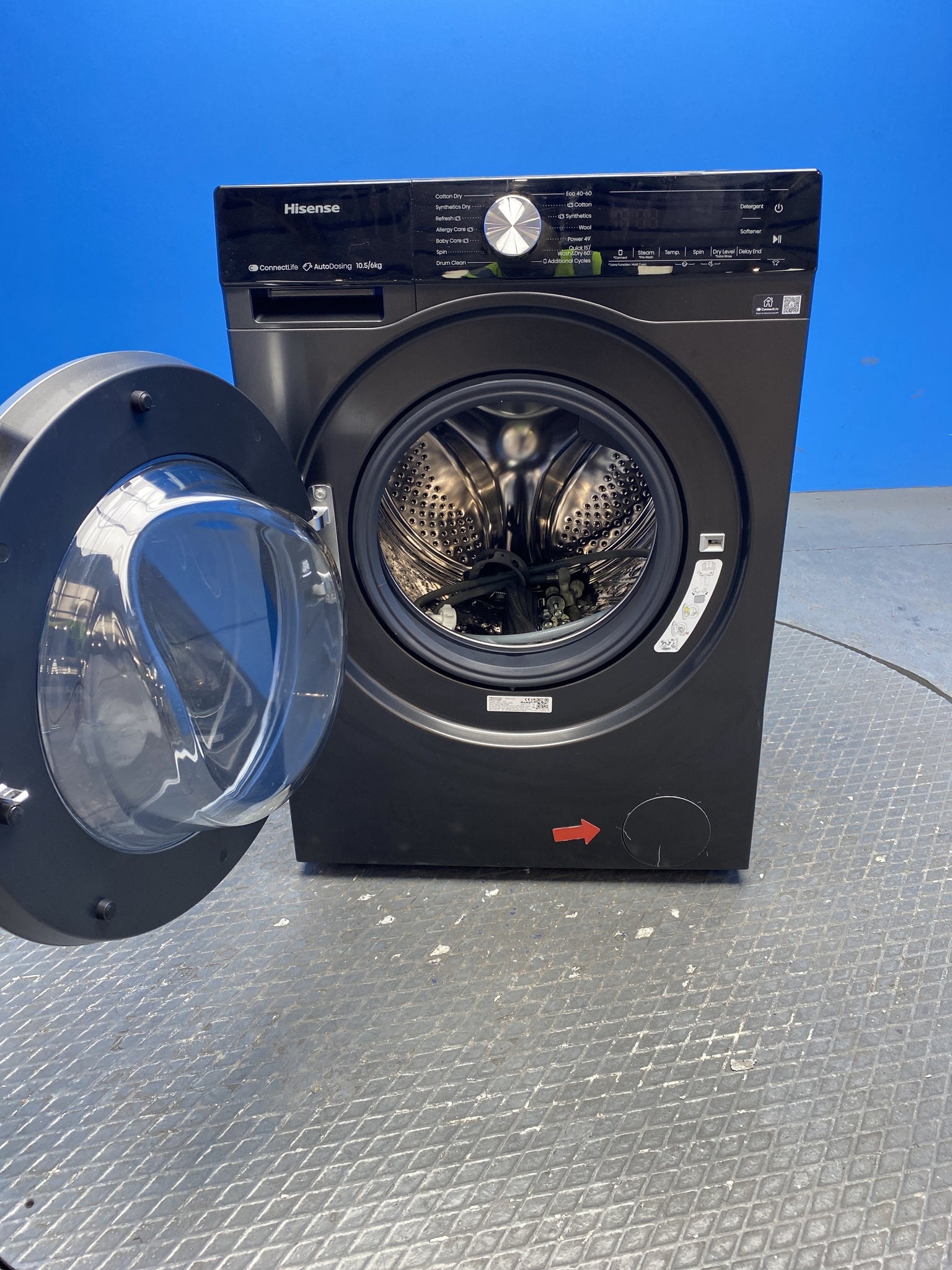 Hisense WD5S1045BB 10.5/6kg Washer Dryer with Auto Dose
