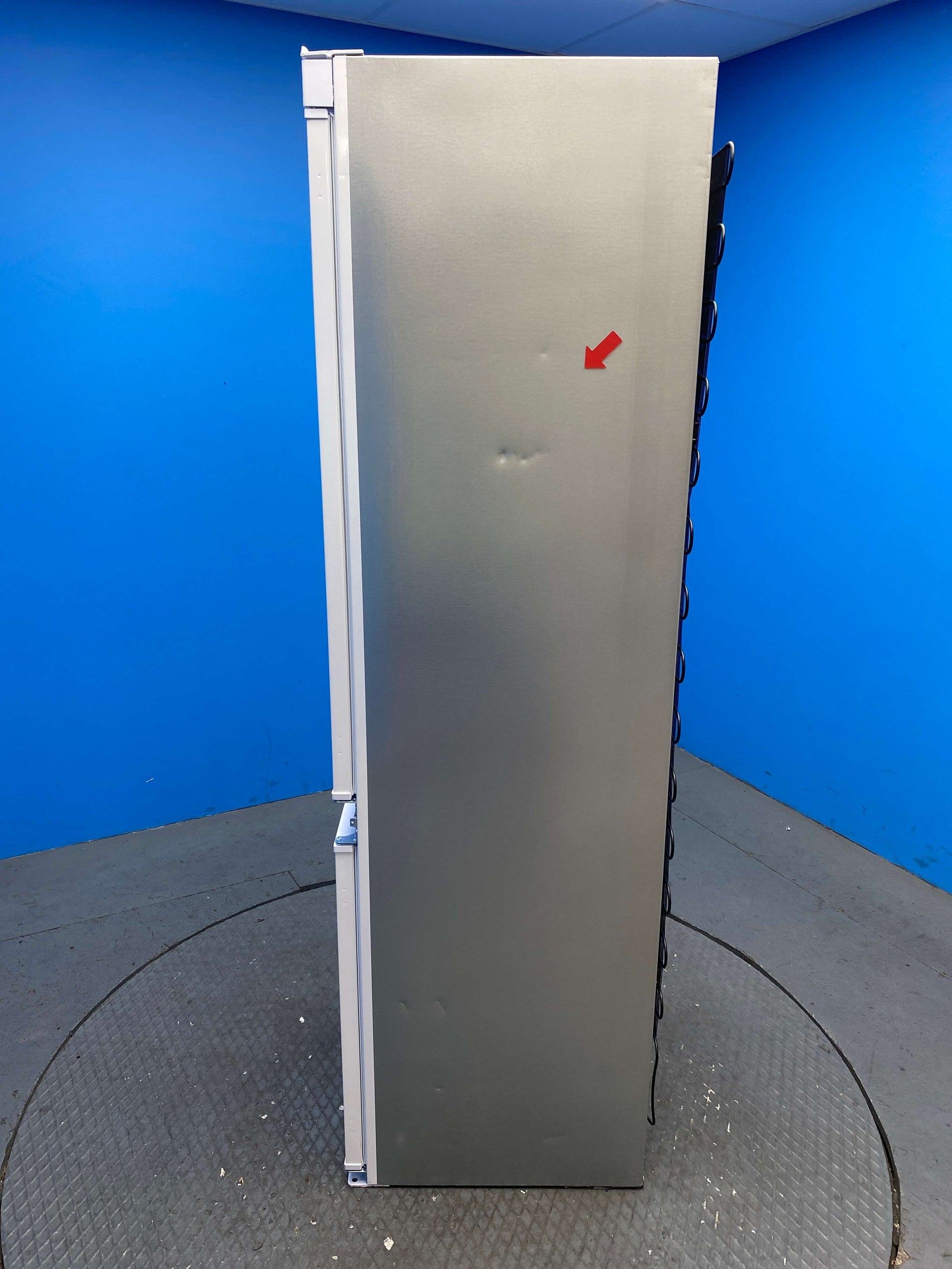 Haier HBW5518DK Series 6 248 Litre Integrated Fridge Freezer