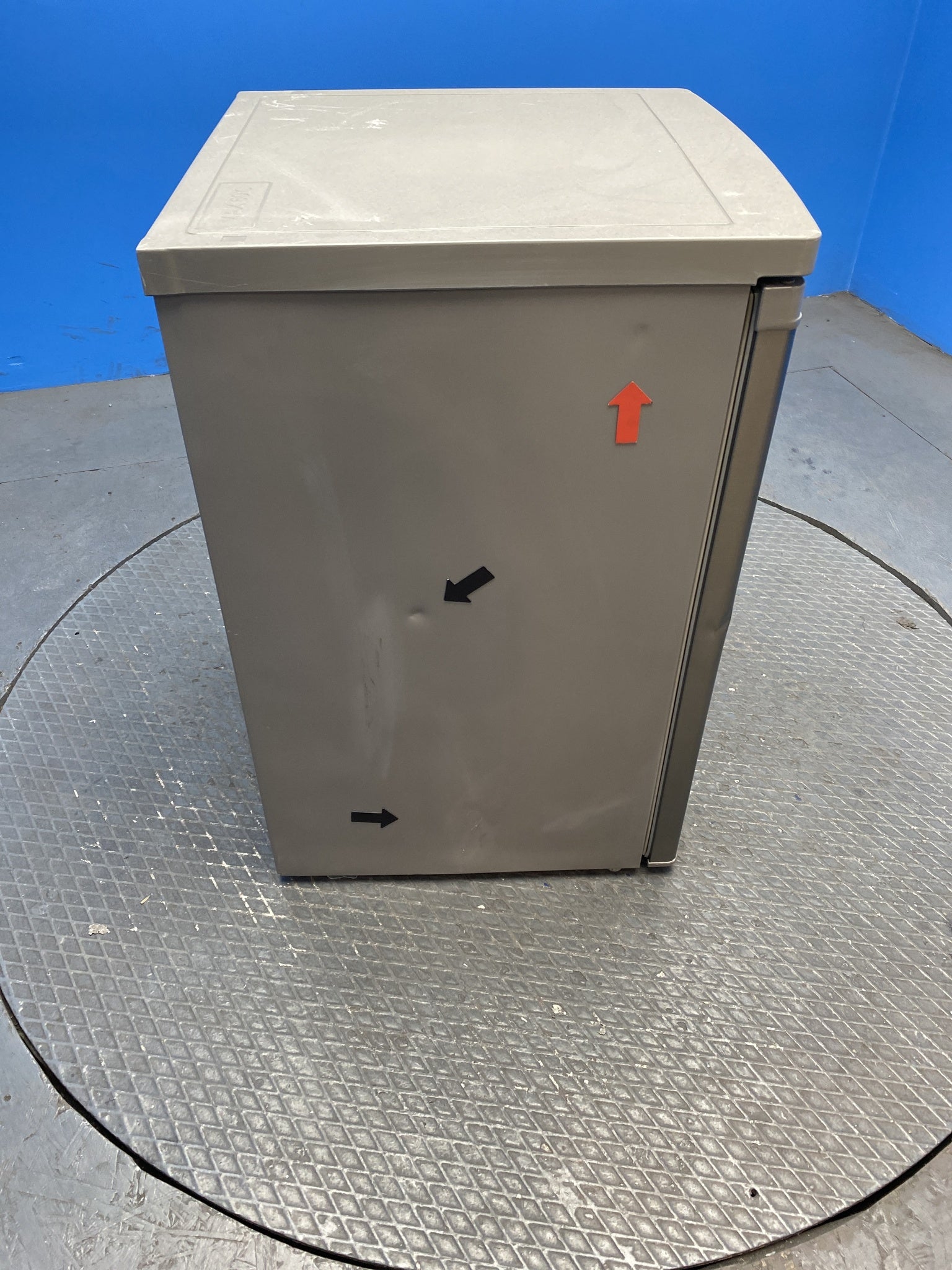 Igenix IG155X 109 Litre Under Counter Fridge with Ice Box