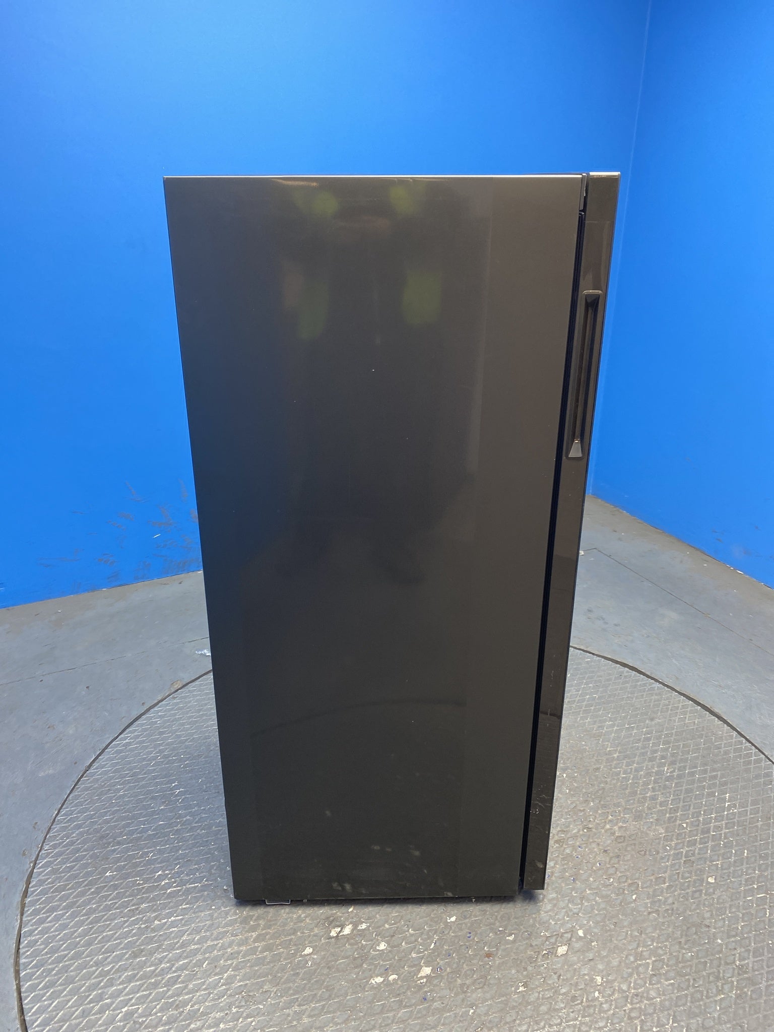 Haier HWS77GDAU1 77 Bottle Dual Zone Wine Cooler
