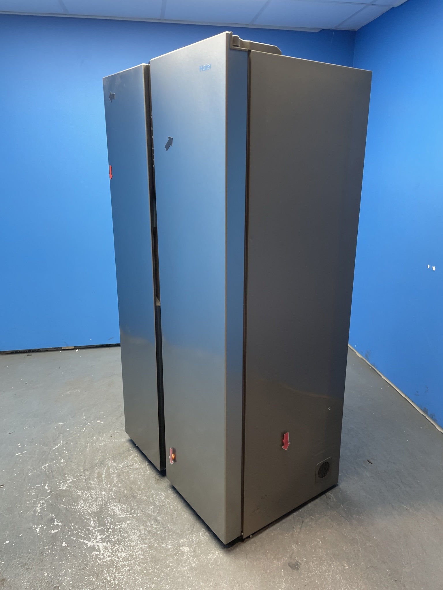 Haier Series 3 HSR5918DNMP 591 Litre American Style Fridge Freezer