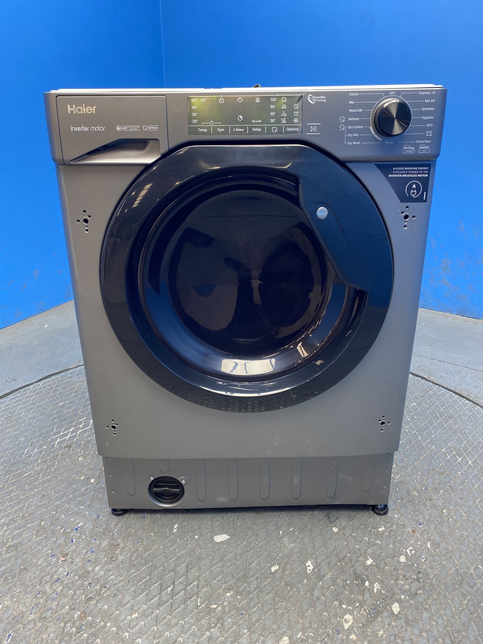 Haier Series 4 HWDQ90B416FWBR 9kg/5kg 1600rpm Integrated Washer Dryer