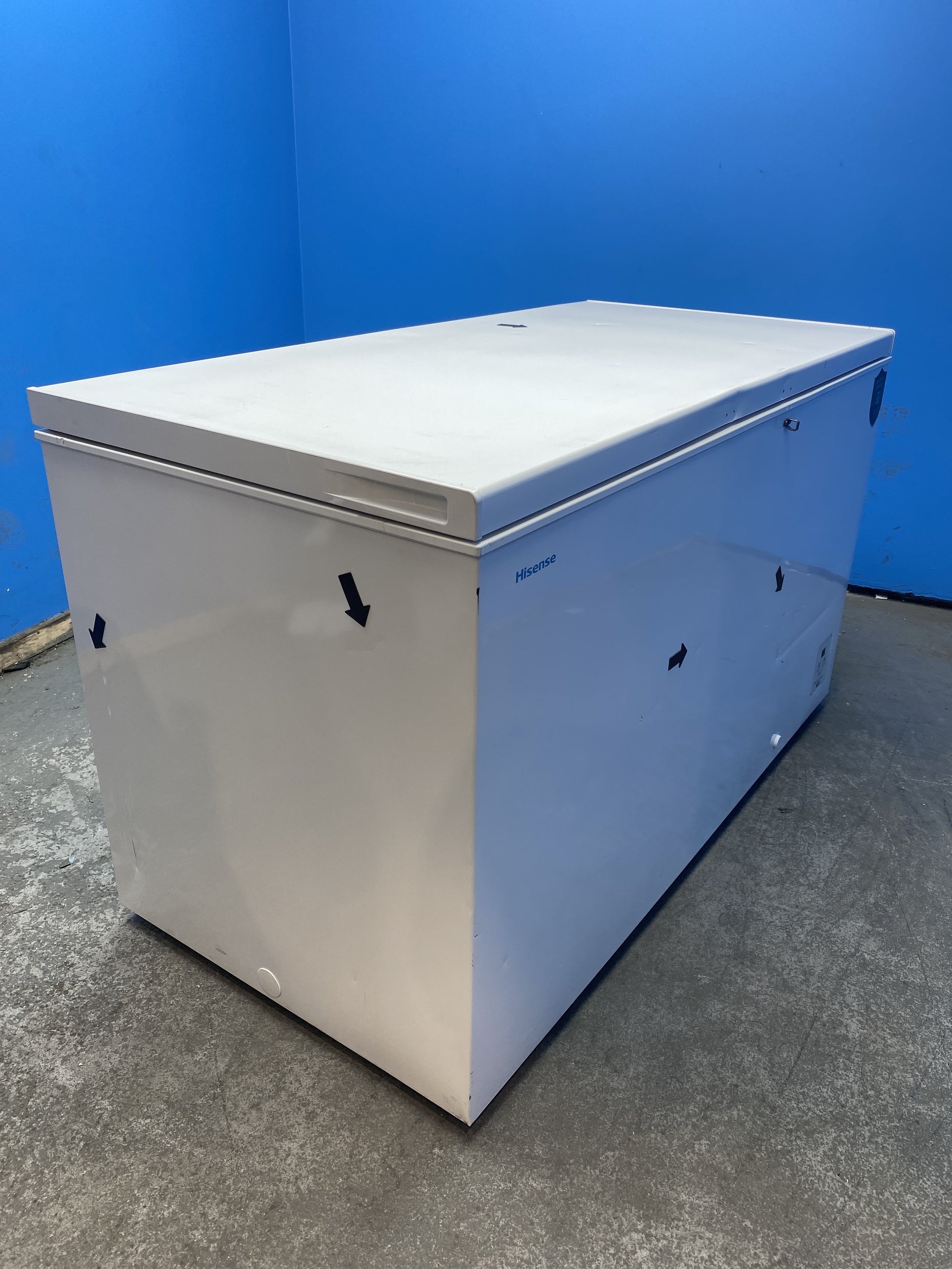 #GRC-157-796 - Hisense FC571D4AWLYE 372L Winter Guard Chest Freezer