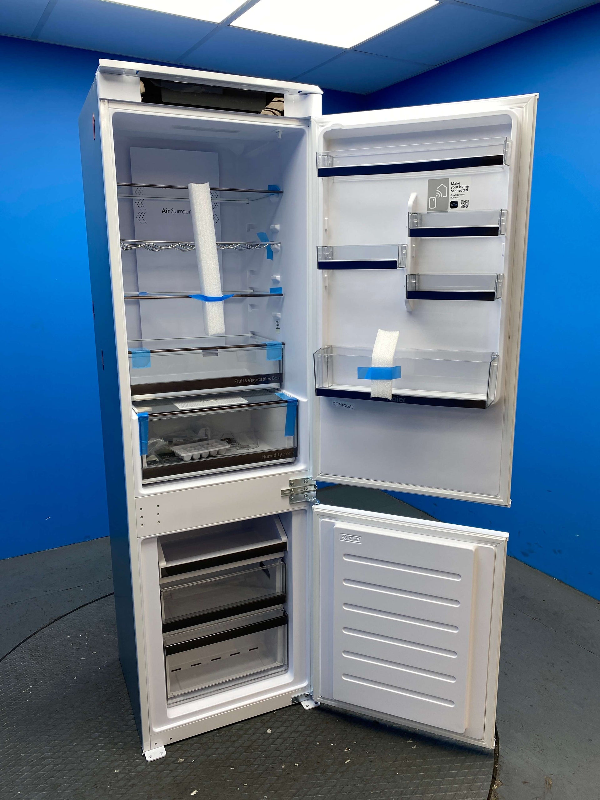Haier HBW5518DK Series 6 248 Litre Integrated Fridge Freezer