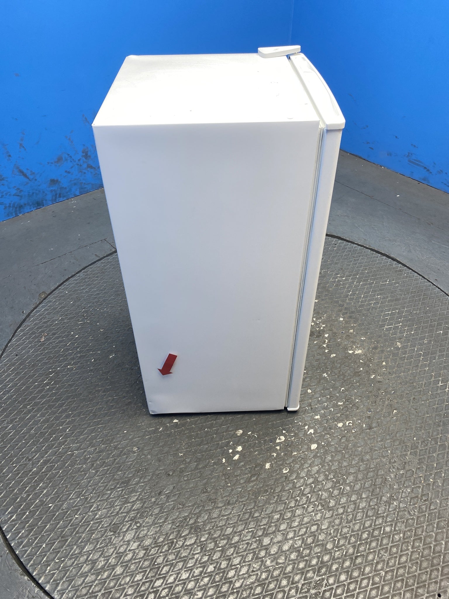 Statesman UC47LFW 93 Litres Under Counter Fridge