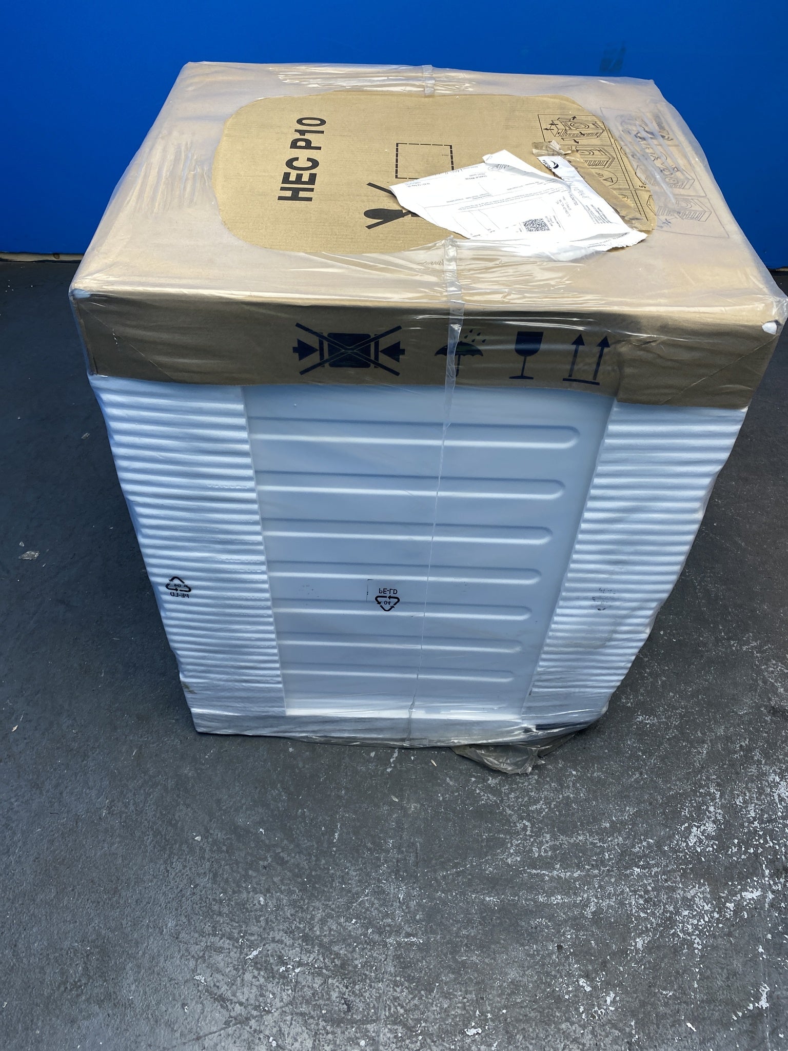 AEG LFR73944B 7000 ProSteam 9kg 1400rpm Washing Machine