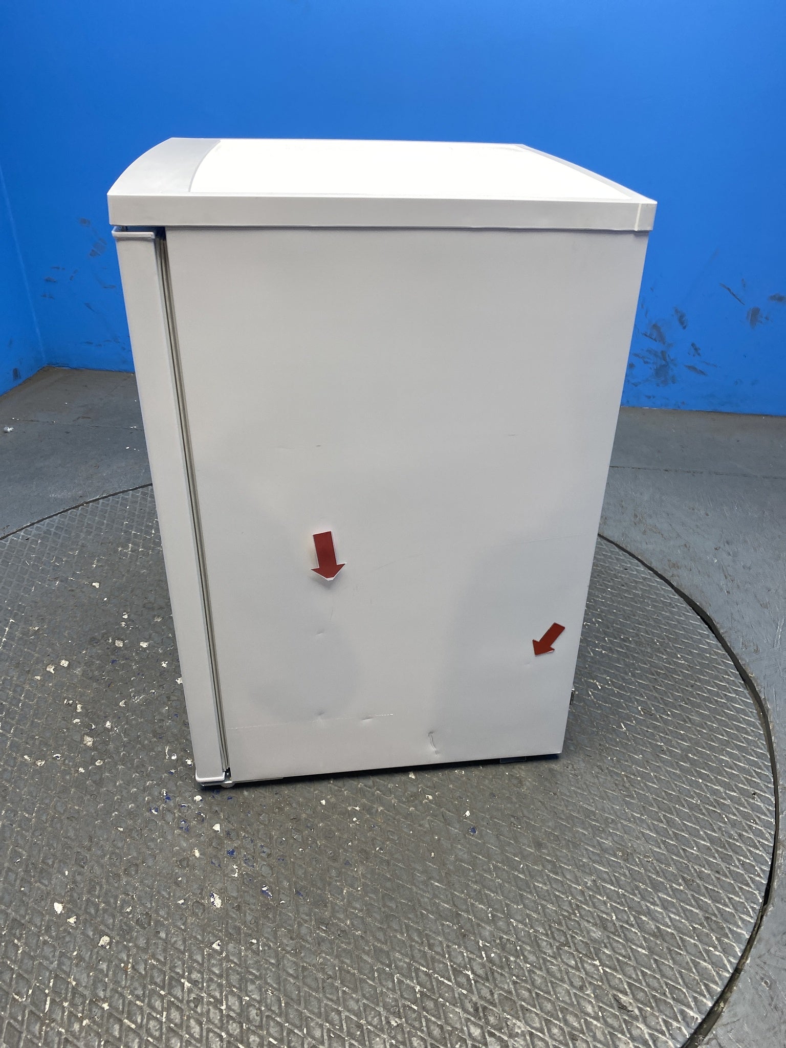 Bosch Series 2 KTR15NWECG 134L Under Counter Larder Fridge