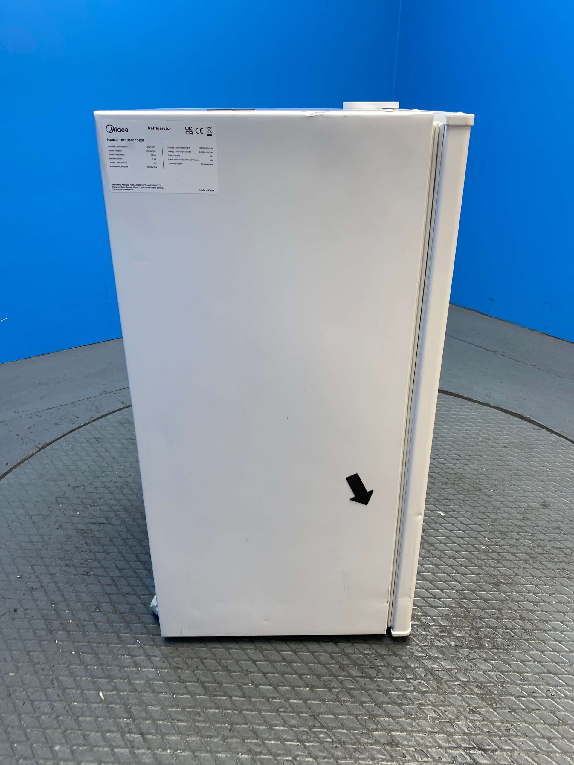 Midea MDRD146FGE01 93 Litre Undercounter Fridge