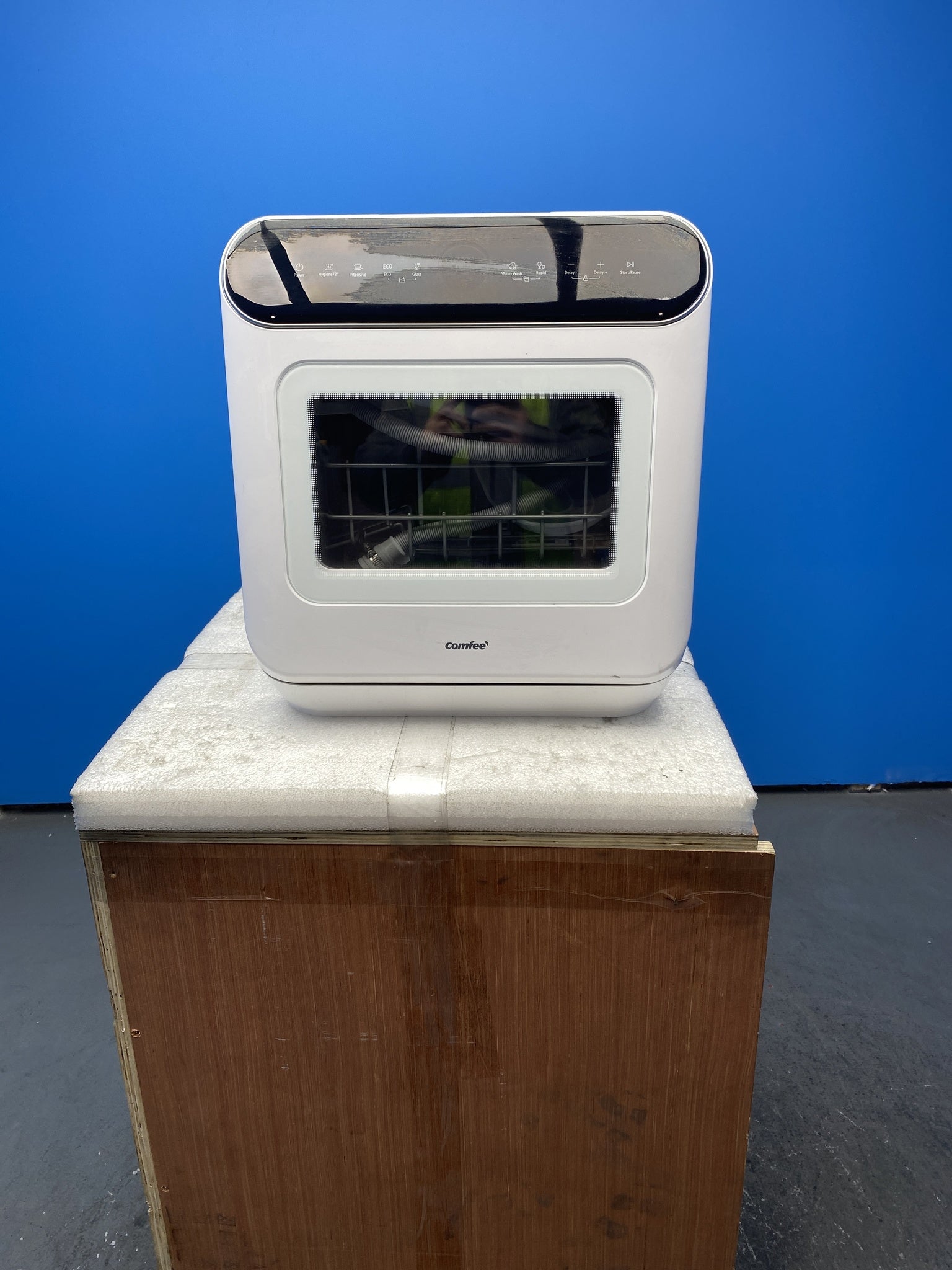 COMFEE' CDWMT305W Mini Plus Tabletop Dishwasher