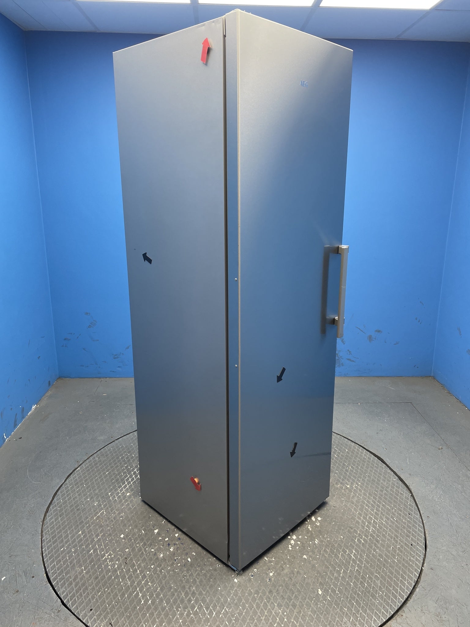 AEG OAG7M281EX 278 Litre Upright No Frost Freezer