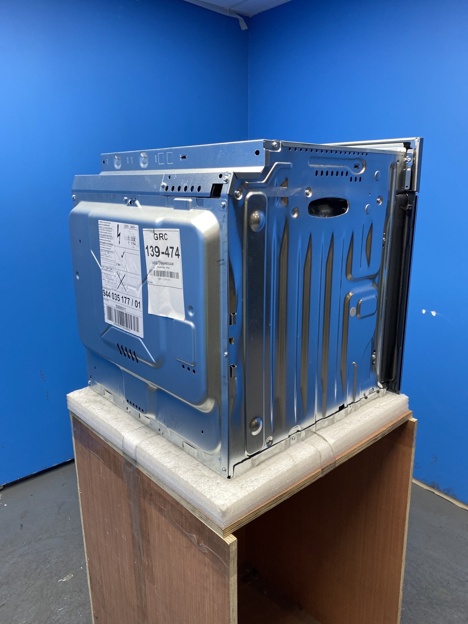 AEG 6000 SenseCook OS6AB50AM Built-In Single Oven