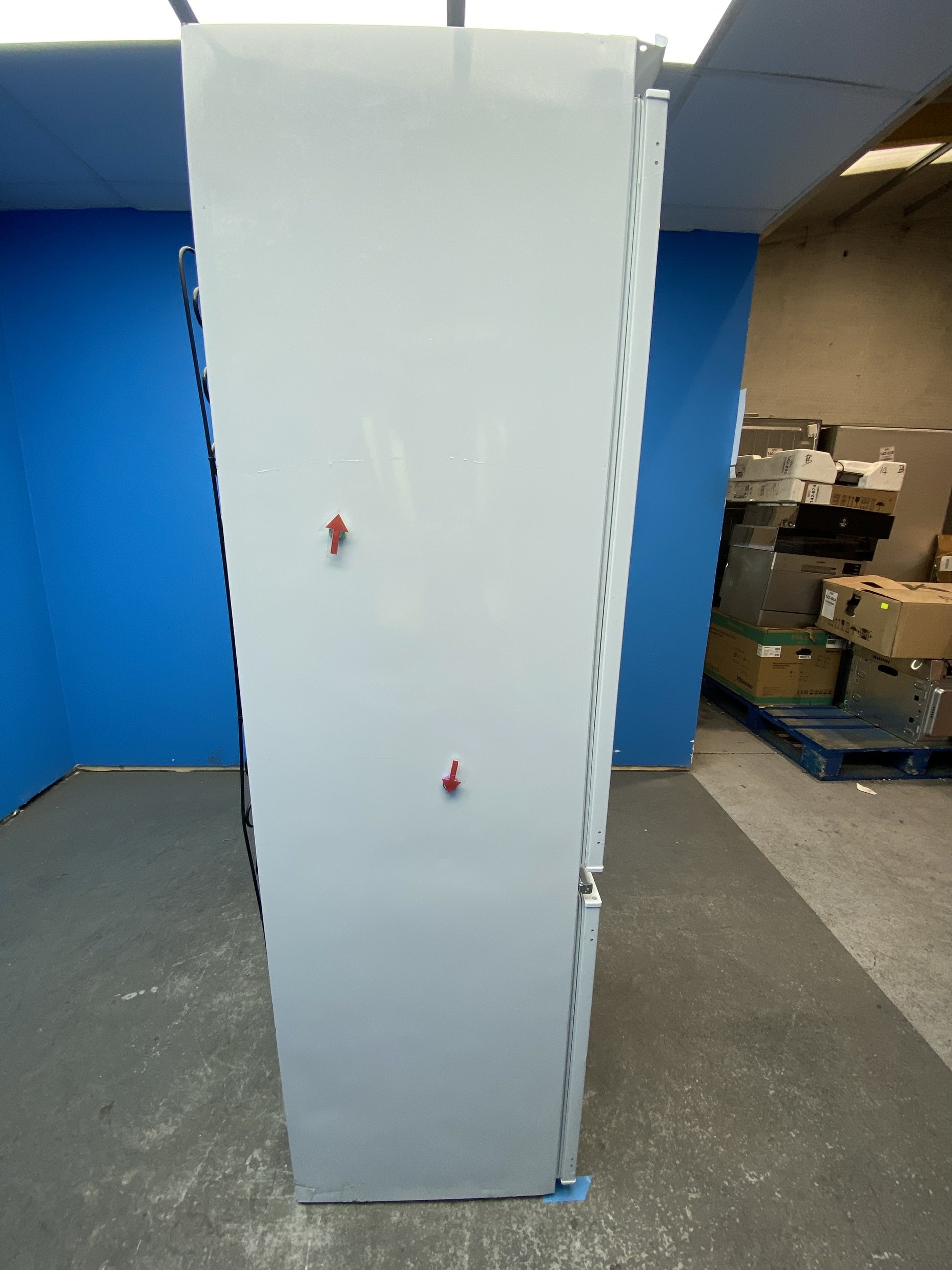 Hoover H-FRIDGE 300 HOBBML18EK Integrated 250 Litre Fridge Freezer