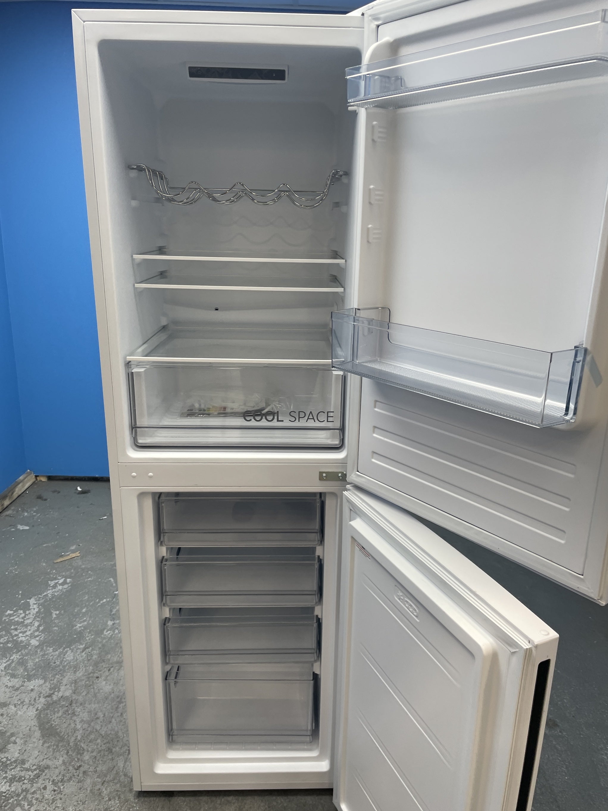 #GRC-157-701 - Hoover HVCT3L517EWKR H-FRIDGE 300 Low Frost Fridge Freezer
