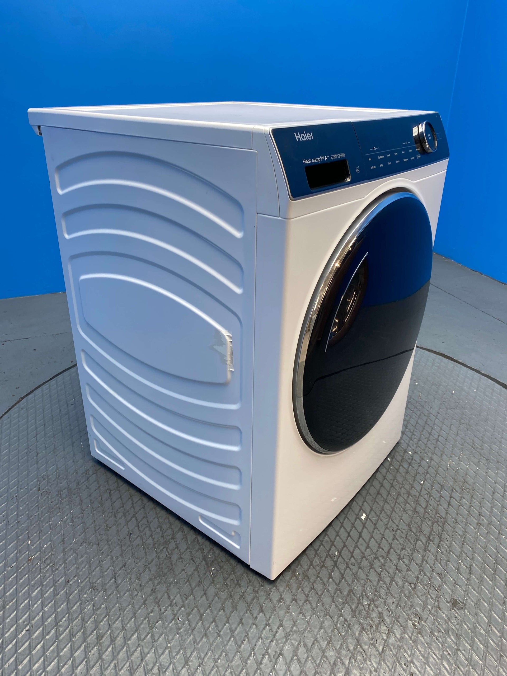 Haier HD90-A3Q979U1 9kg Heat Pump Tumble Dryer