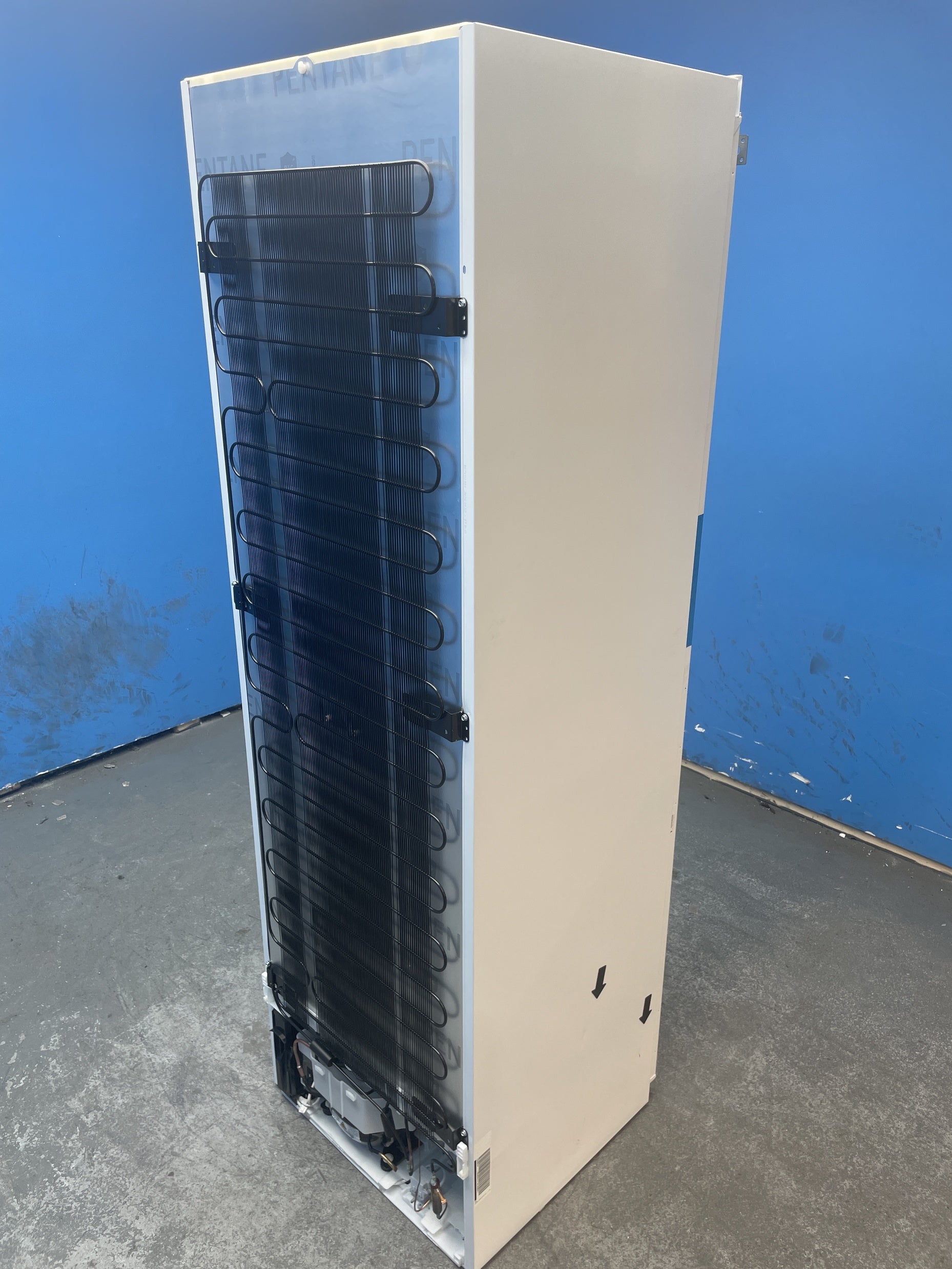 #GRC-158-070 - Miele K 7747 C Tall Built-In Integrated Larder Fridge