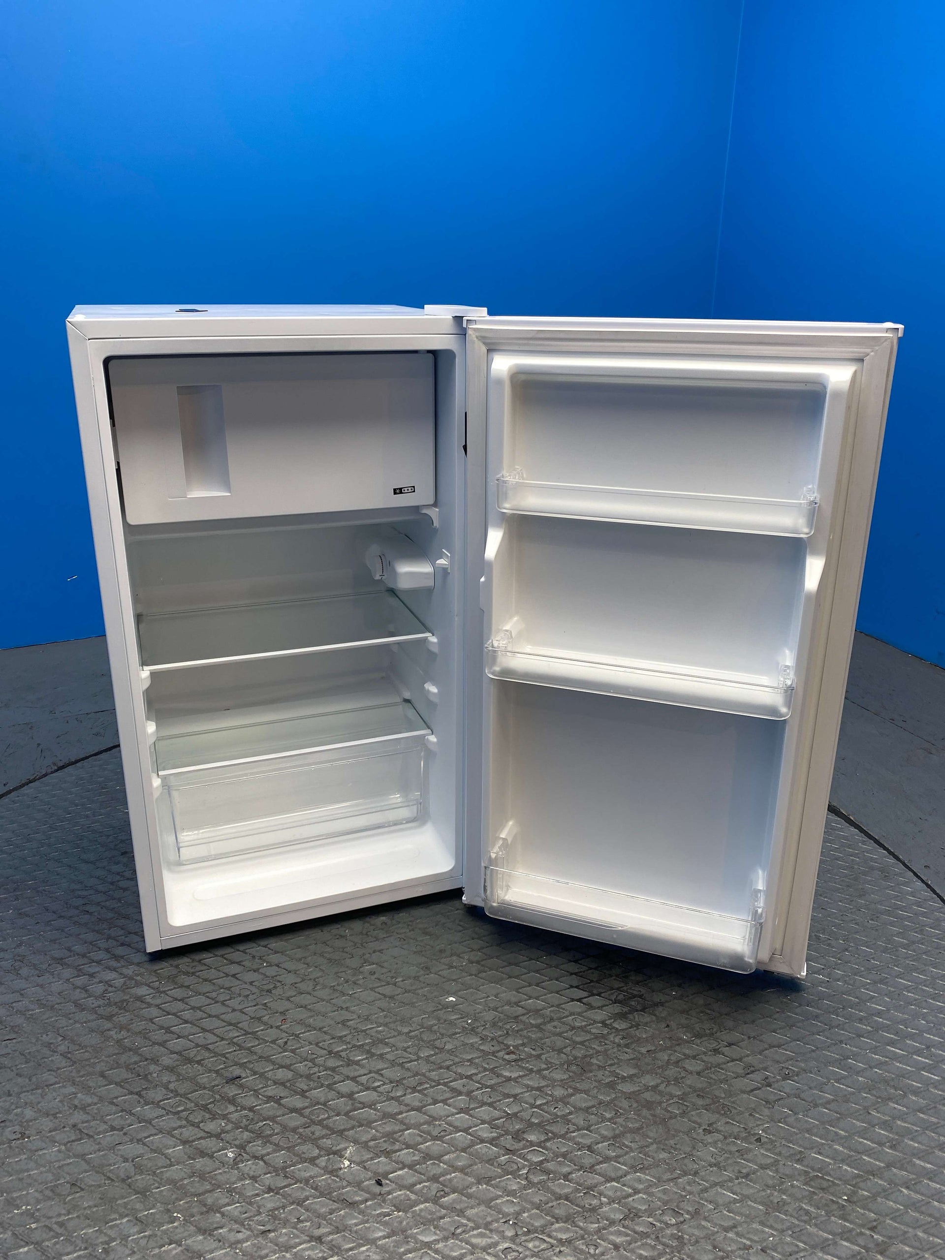 Midea MDRD125FGE01 80L Under Counter Mini Fridge