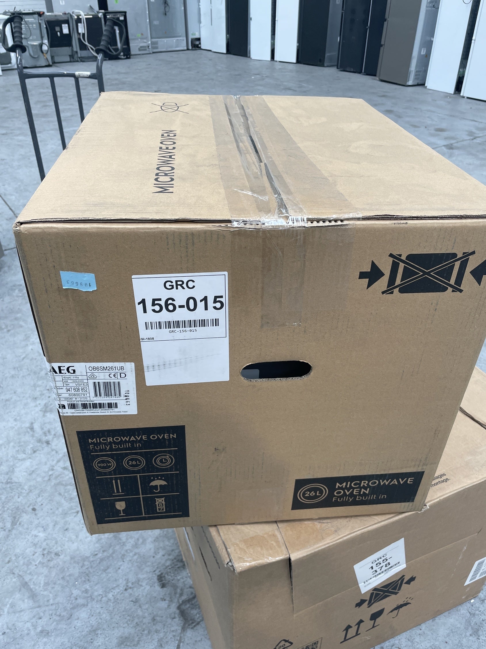 #GRC-156-016 - AEG DGB3850M Built-in 70cm 5000 ExtractionTech Canopy Cooker Hood