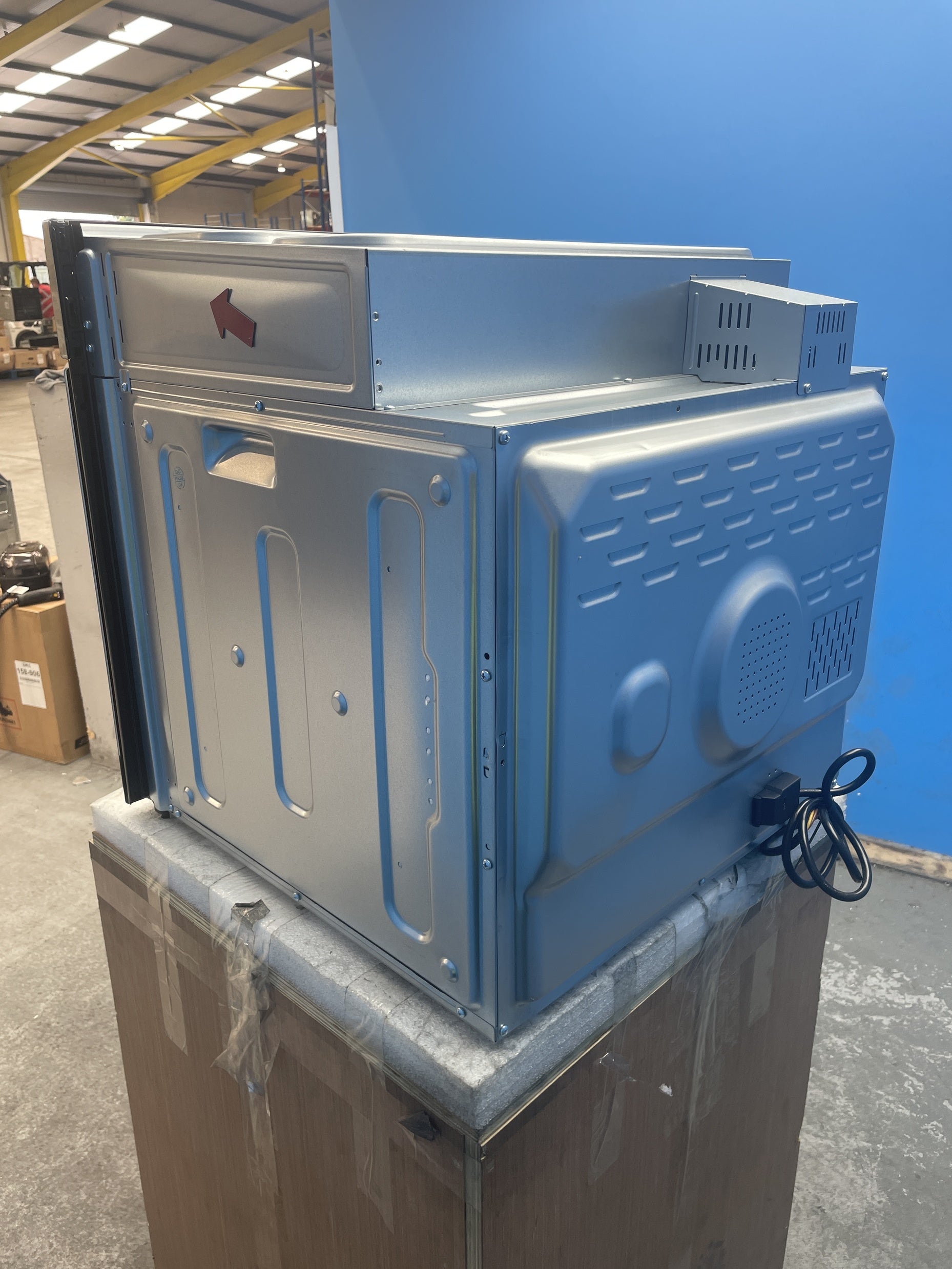 #GRC-158-788 - Midea Xpress MBO65M40M04E-SS Static Built-In Single Oven