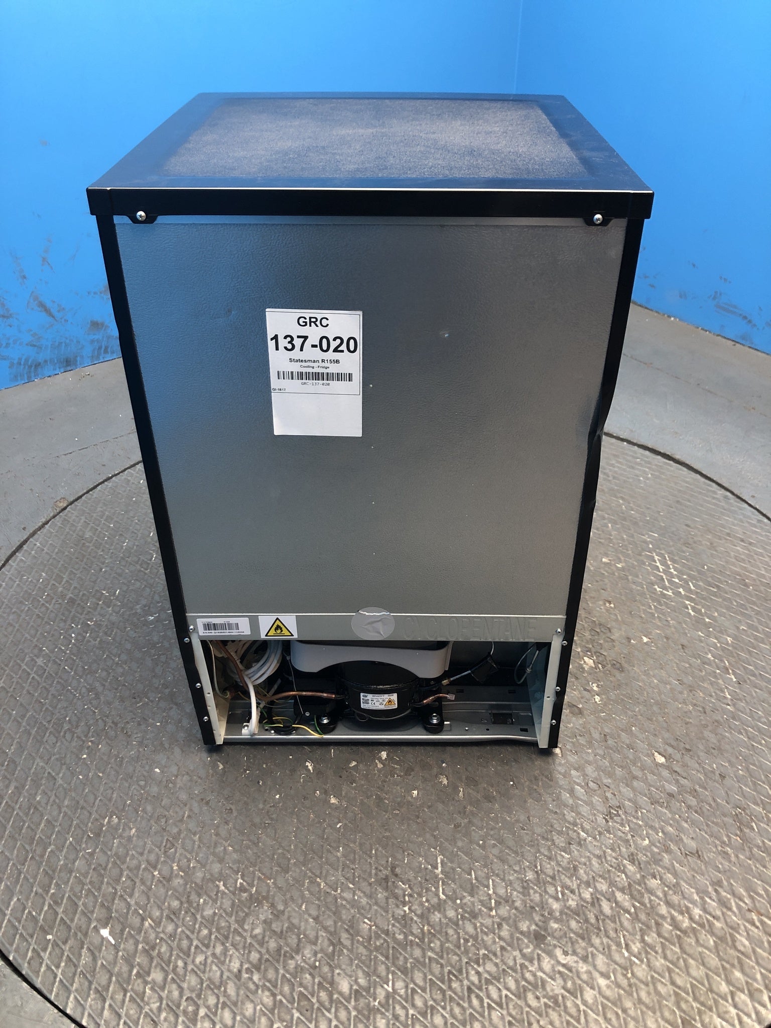 Statesman R155B 55cm 113 Litre Under Counter Fridge