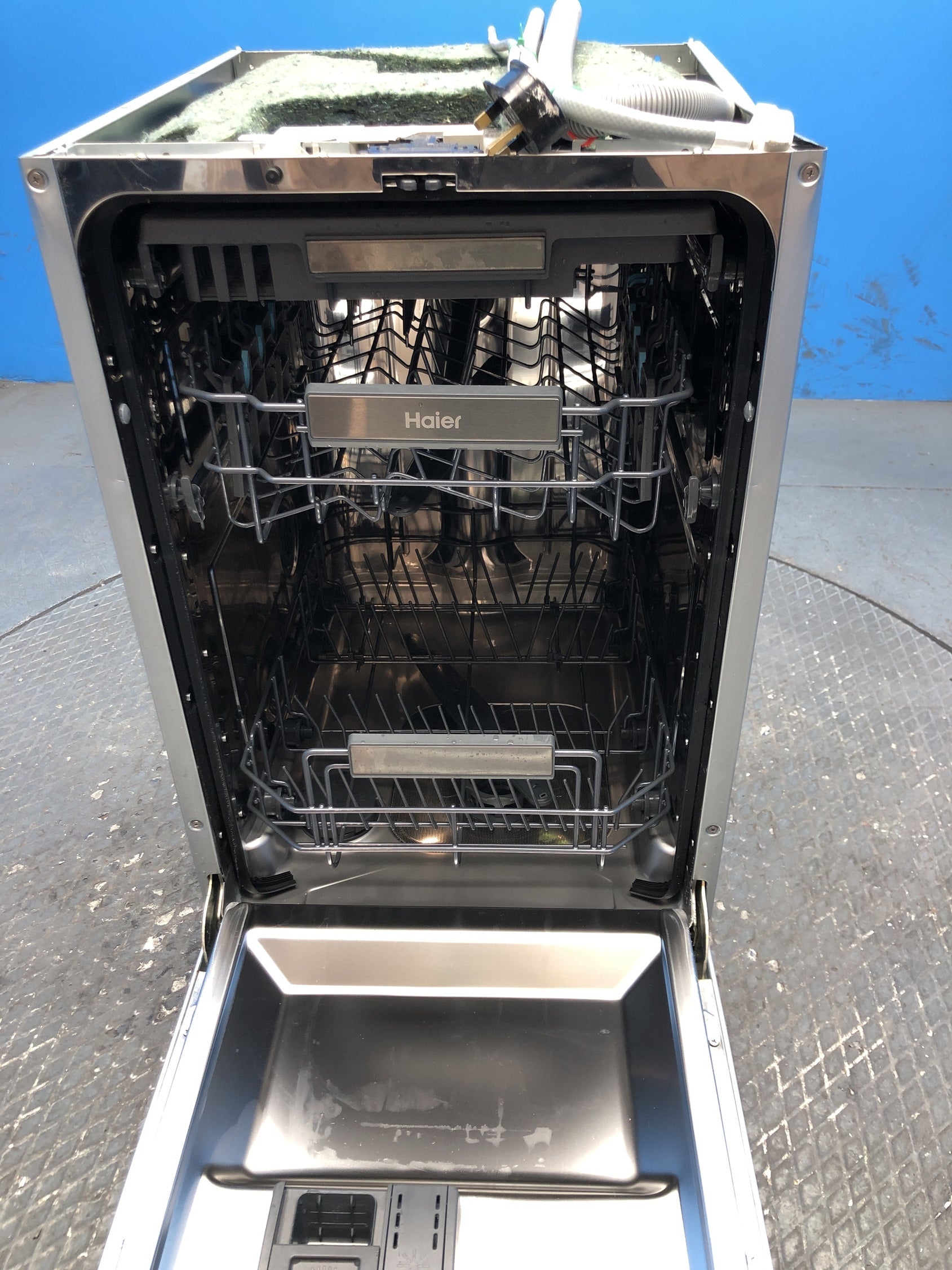 Haier XI1C3TB2FB Integrated 11 Place Setting Slimline Dishwasher