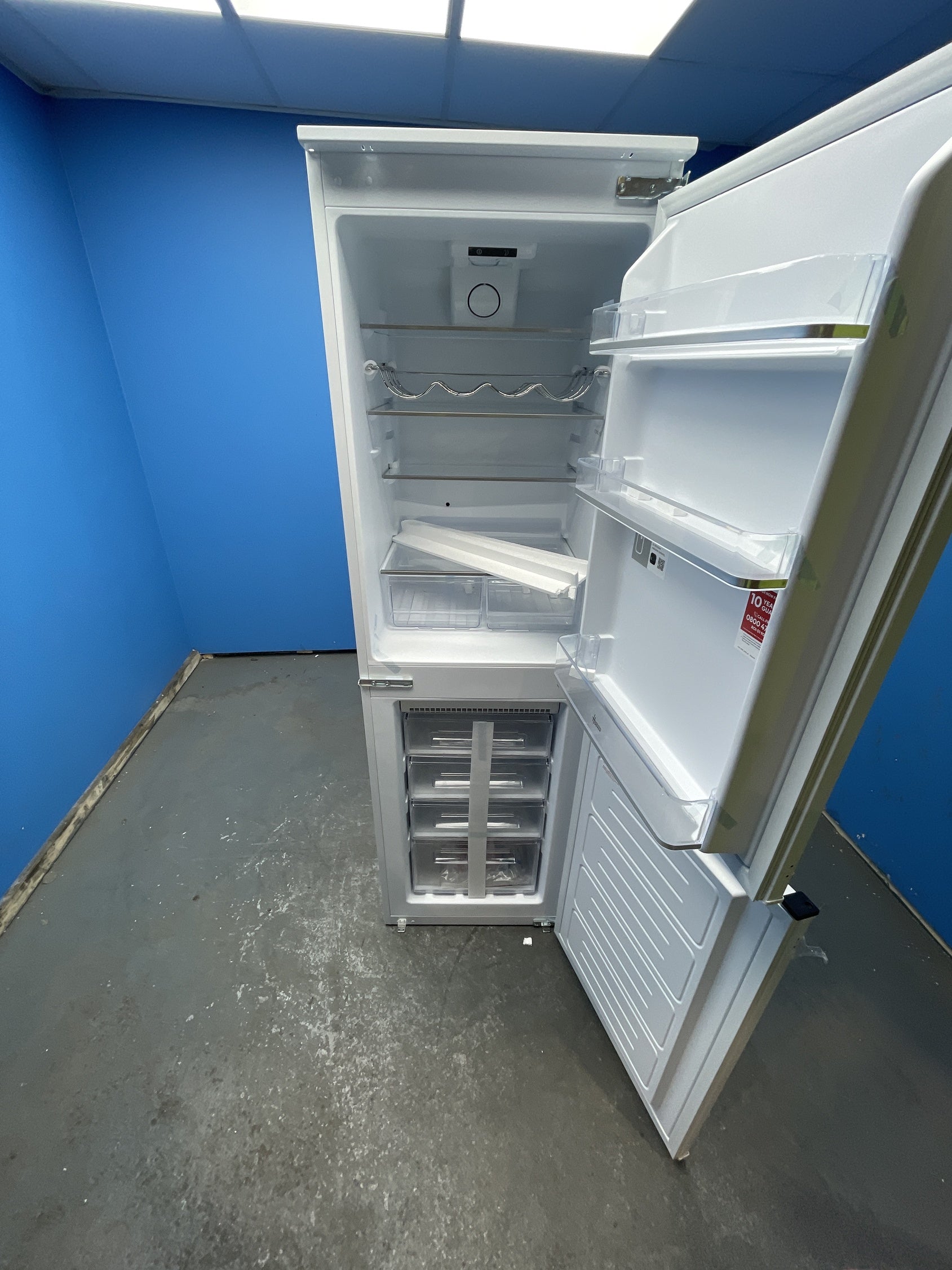 Hoover HOB50N518EVK Integrated 228 Litre Frost Free Fridge Freezer