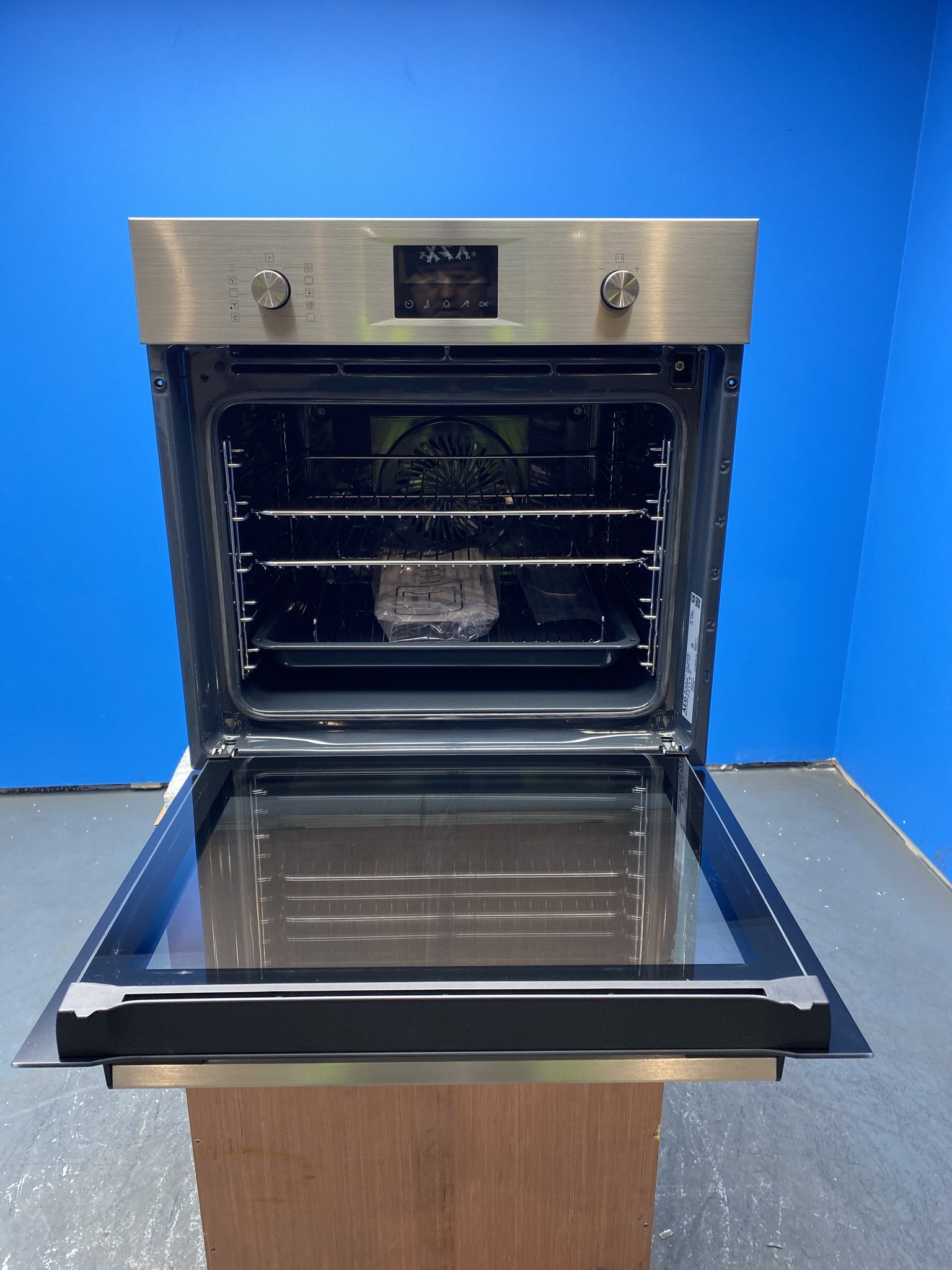AEG 6000 SenseCook OS6AB50AM Built-In Single Oven