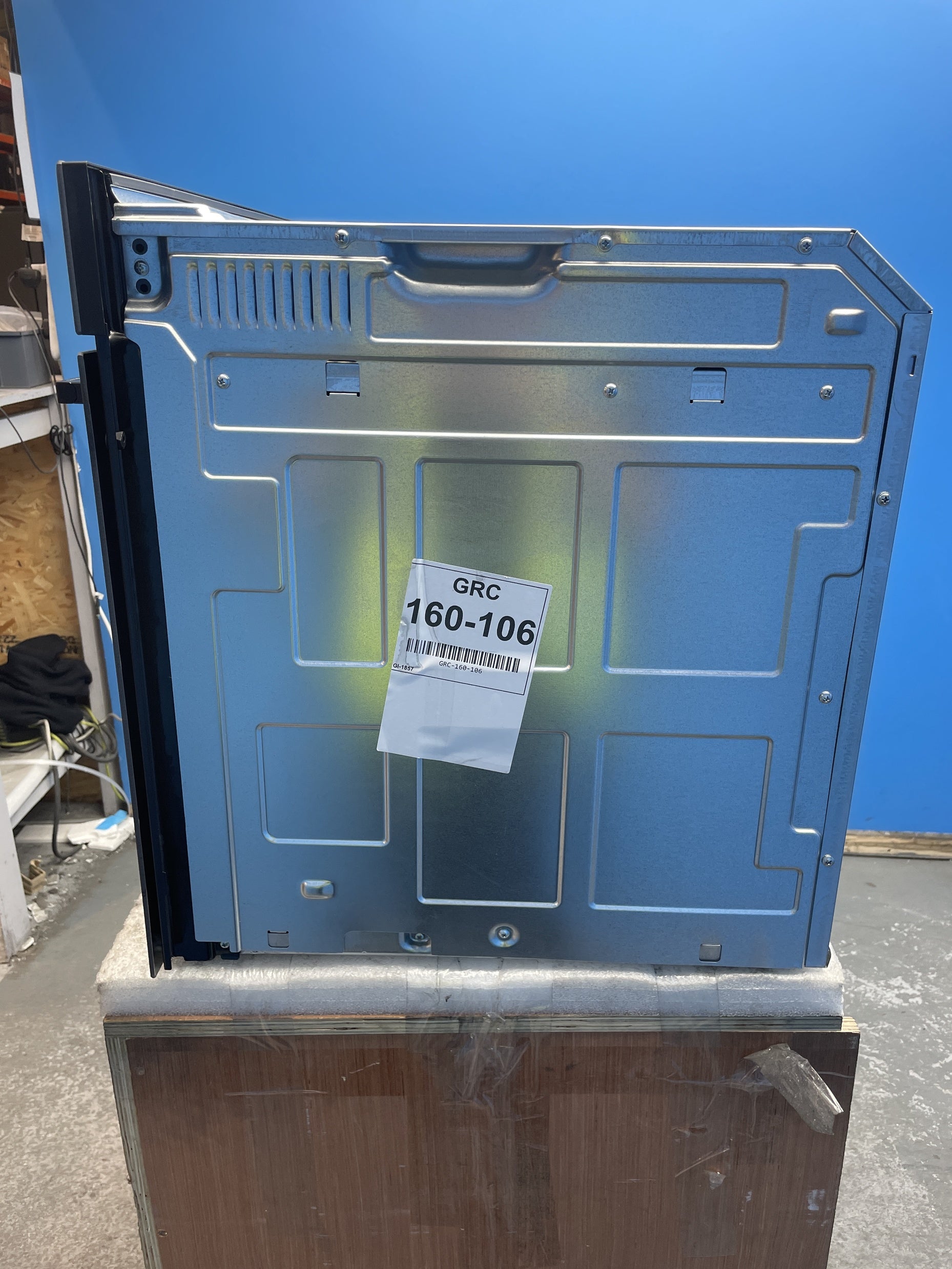 #GRC-160-106 - Haier ID Series 2 H6 ID2P3T3HTB Built In Electric Oven