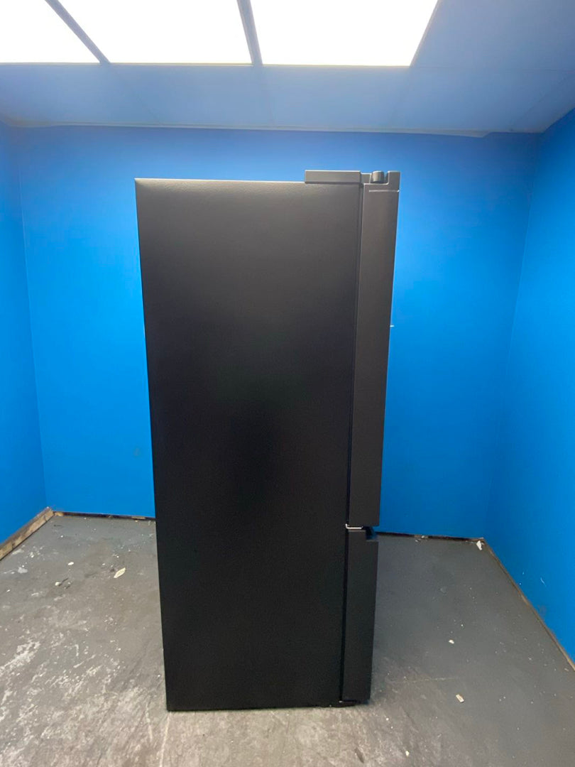 #GRC-159-365 - Hisense RF815N4SEFE 634L PureFlat American Fridge Freezer