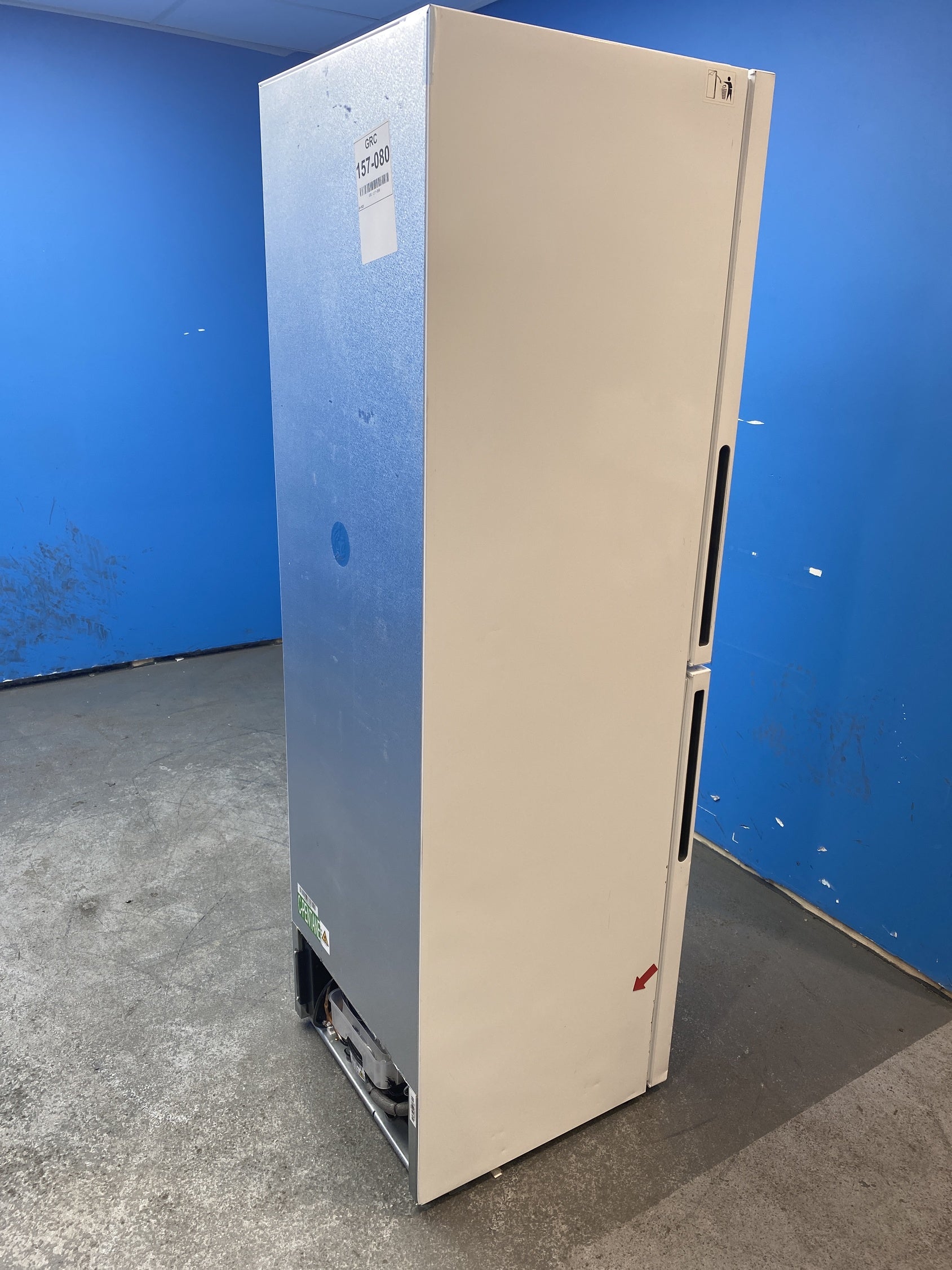 #GRC-157-080 - Hoover HVT3CLECKIHW 235 Litre Combi Fridge Freezer