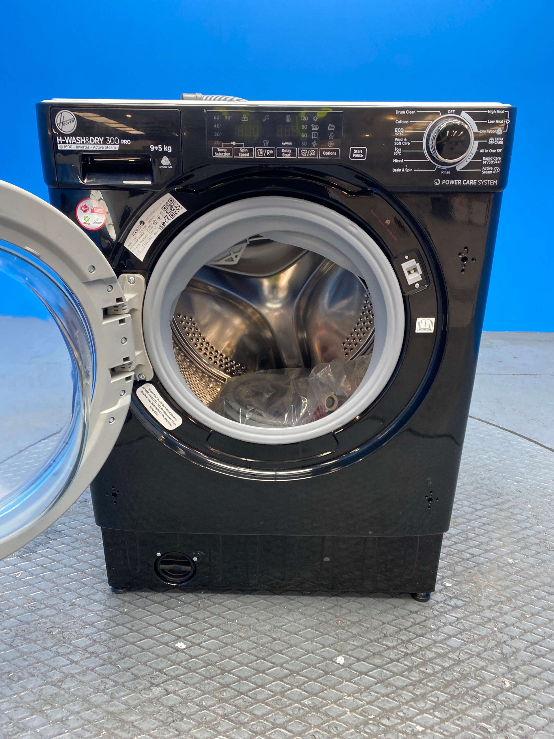 Hoover HBDOS695TAMCBE Built In 9kg / 5kg 1600 Spin Washer Dryer