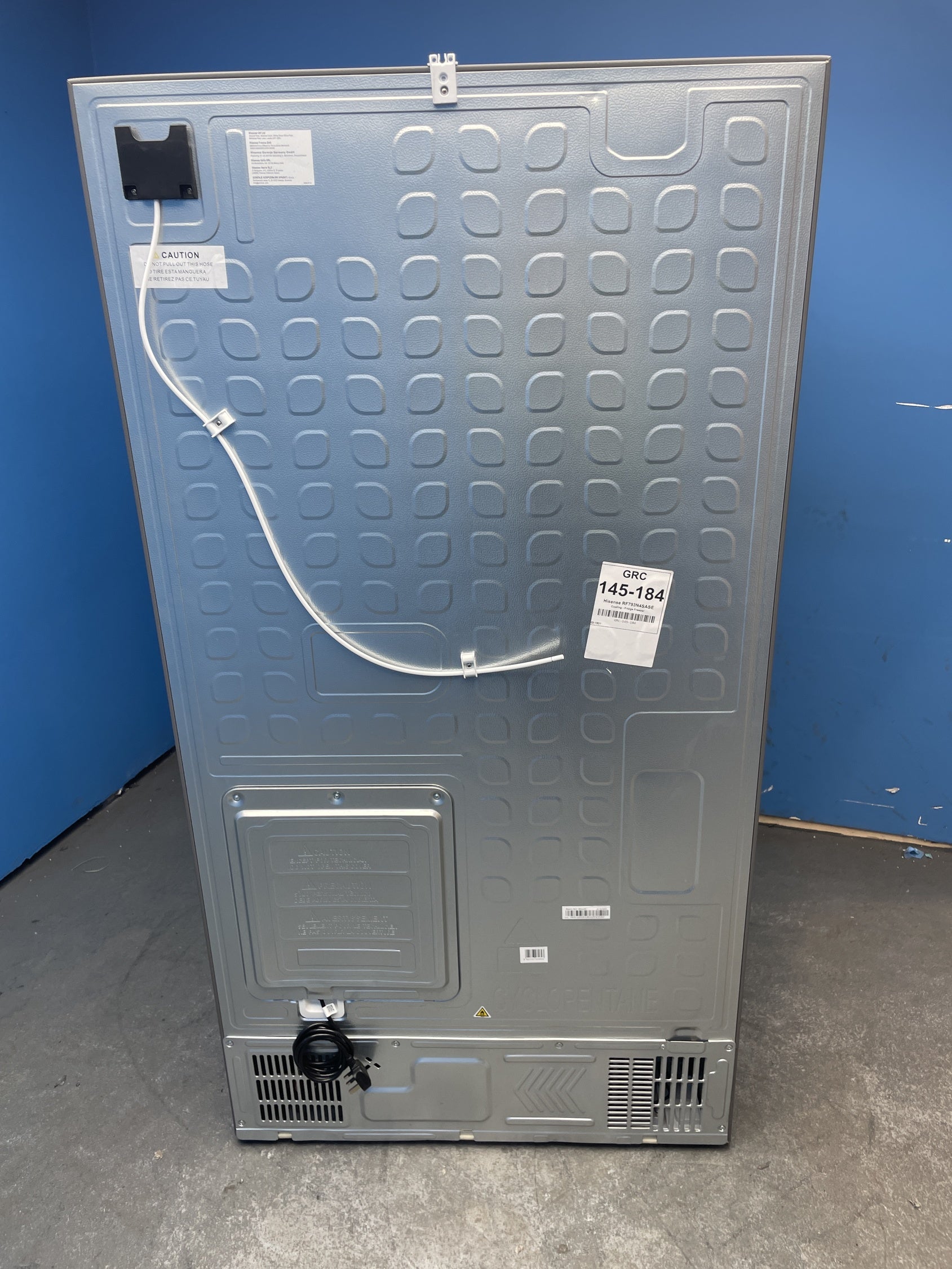 #GRC-145-184 - Hisense RF793N4SASE 612L French Door Fridge Freezer with Ice & Water