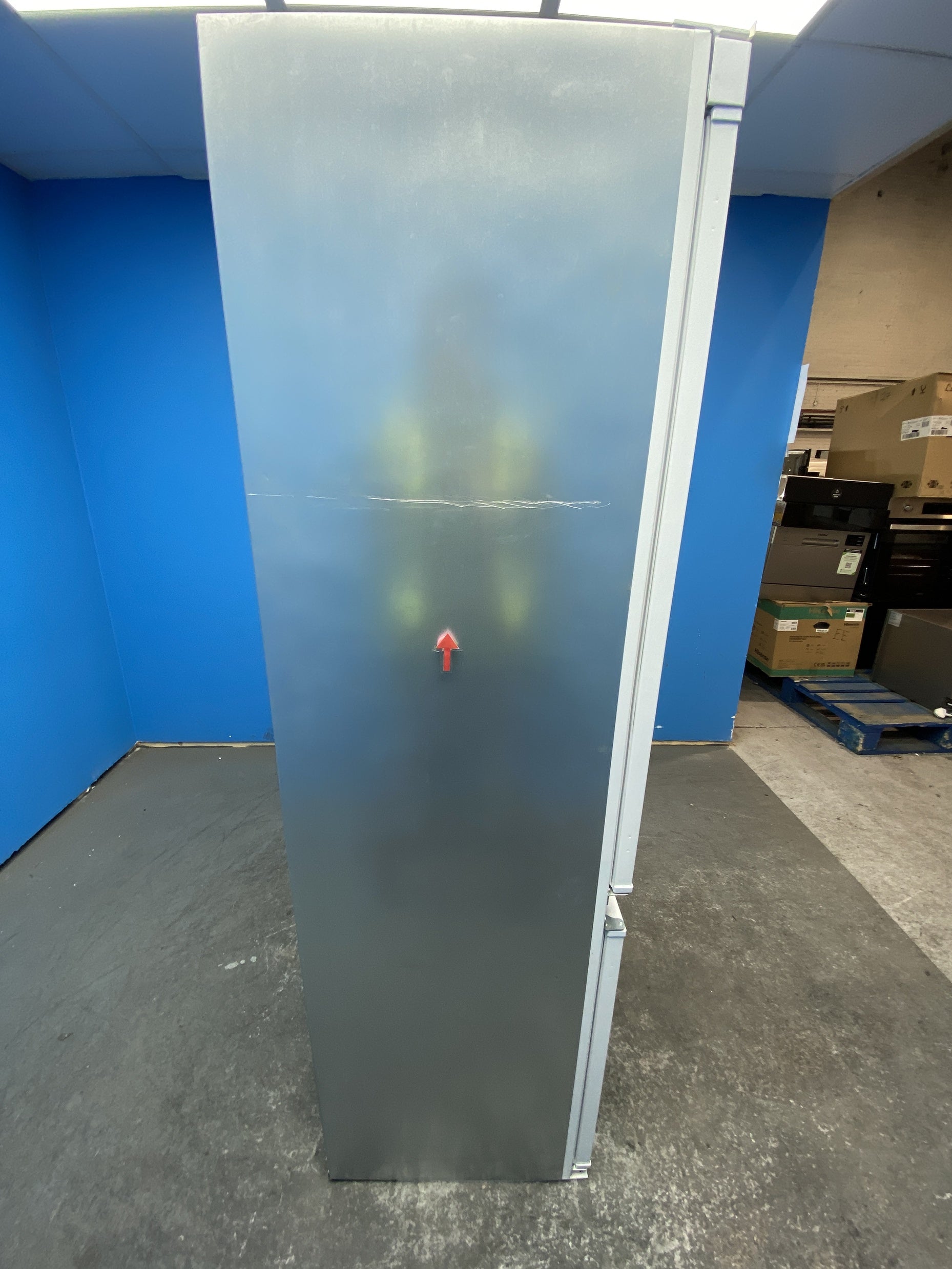 Haier HBW5518EK Integrated 248 Litre Combi Fridge Freezer