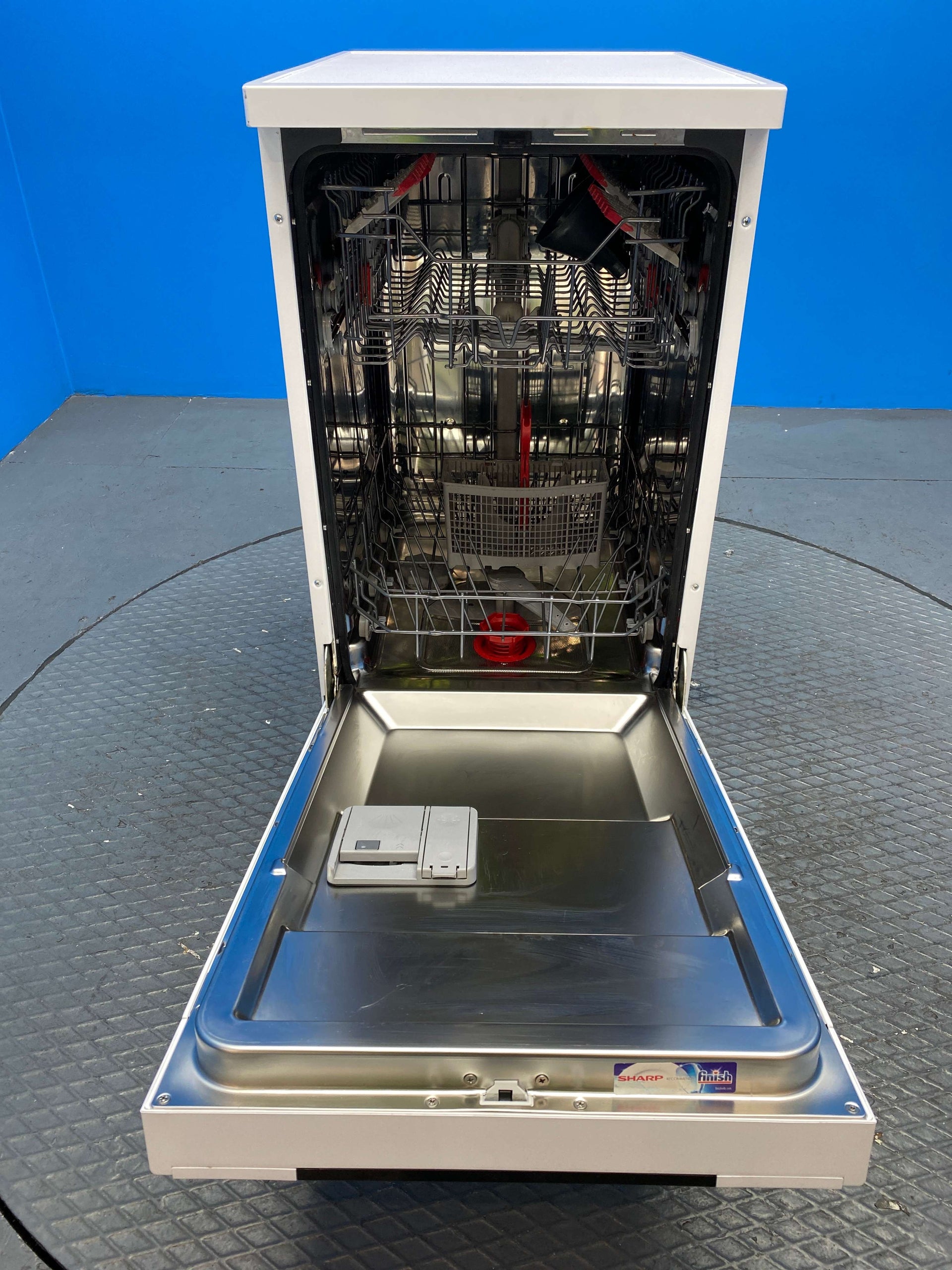 Sharp QW-NS1CF49EW Slimline 10 Place Setting Dishwasher