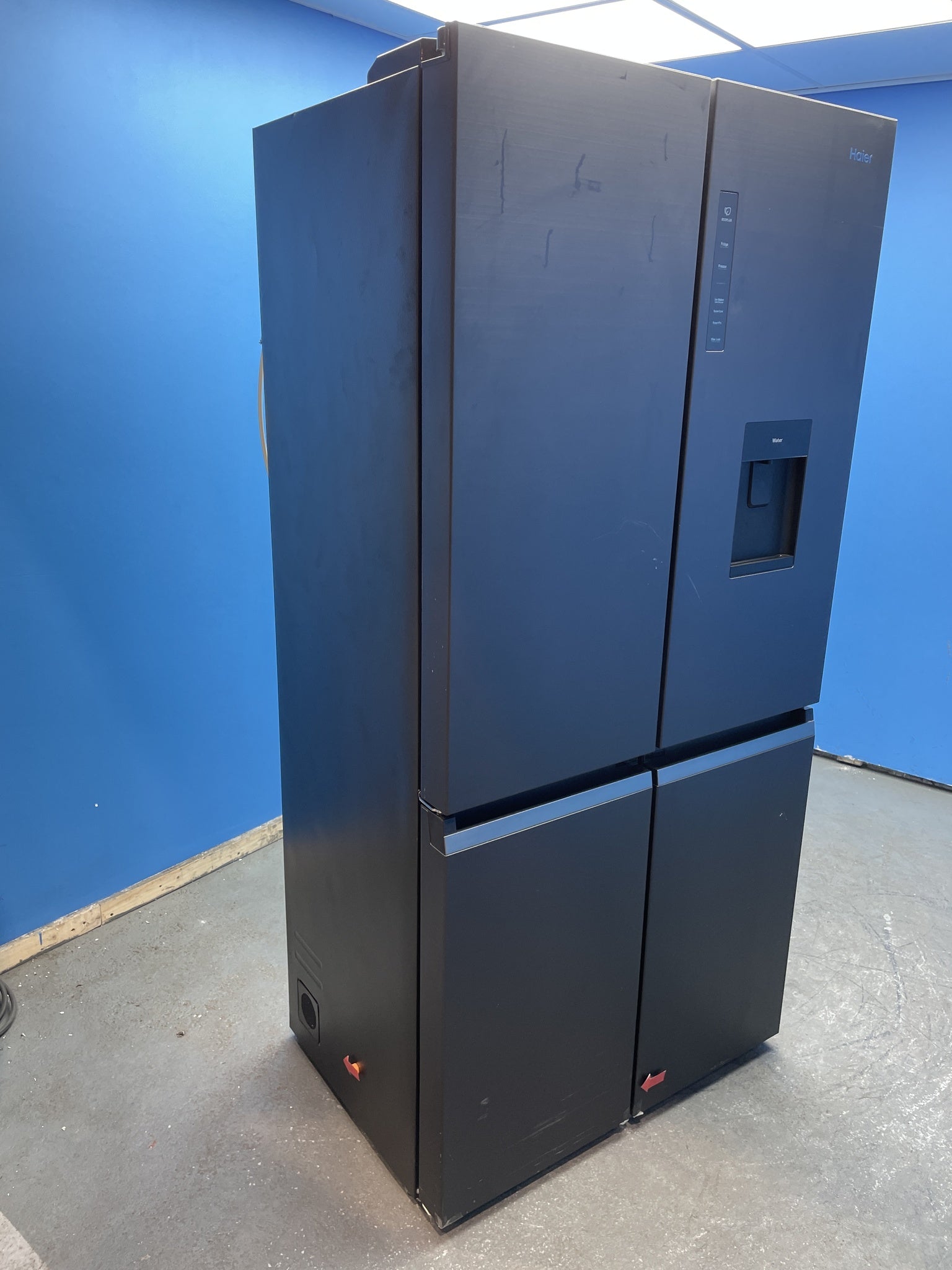 Haier HCR5919EHMB 528 Litre American Style Fridge Freezer