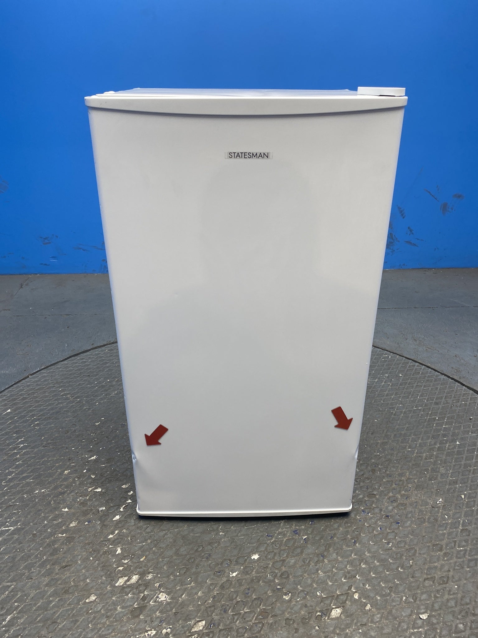Statesman UC47LFW 93 Litres Under Counter Fridge