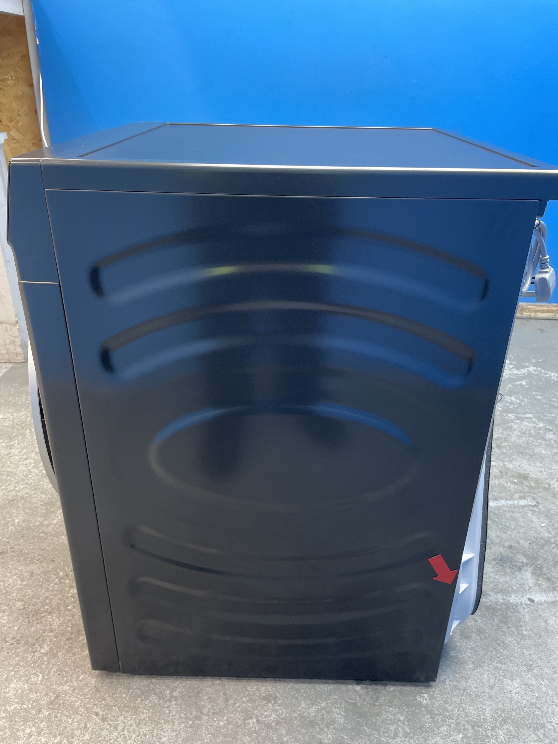 #GRC-158-094 - Hisense DH5S902BB 9kg Heat Pump Tumble Dryer
