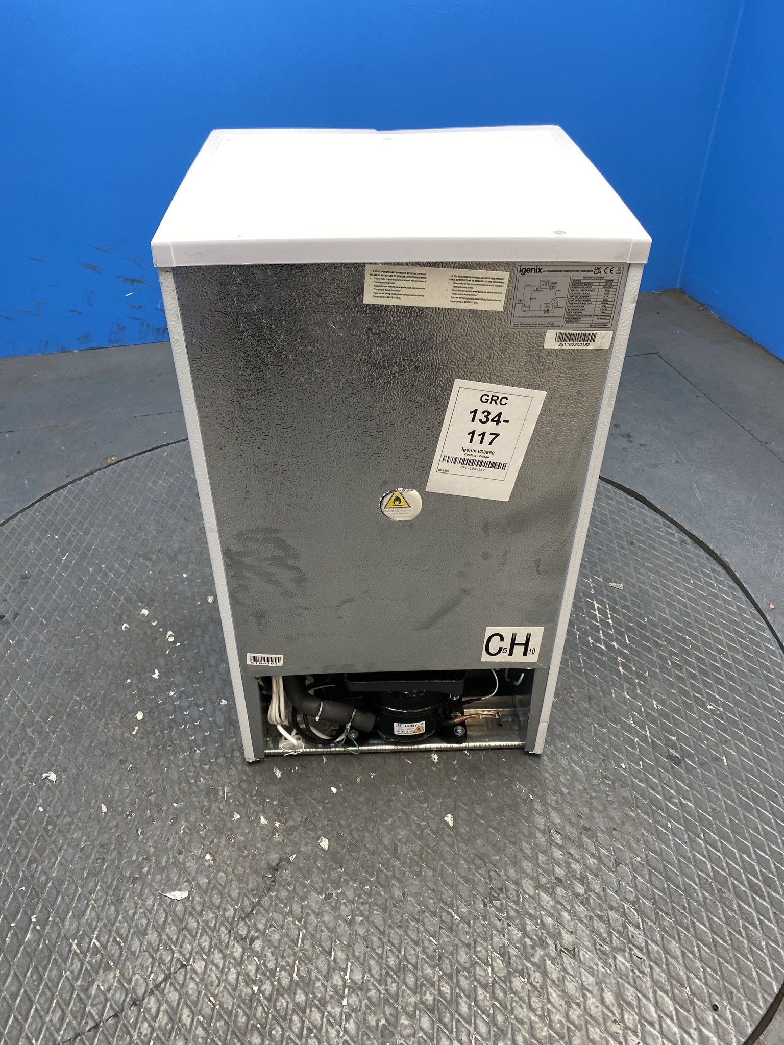Igenix IG3960 92L Under-Counter Larder Fridge