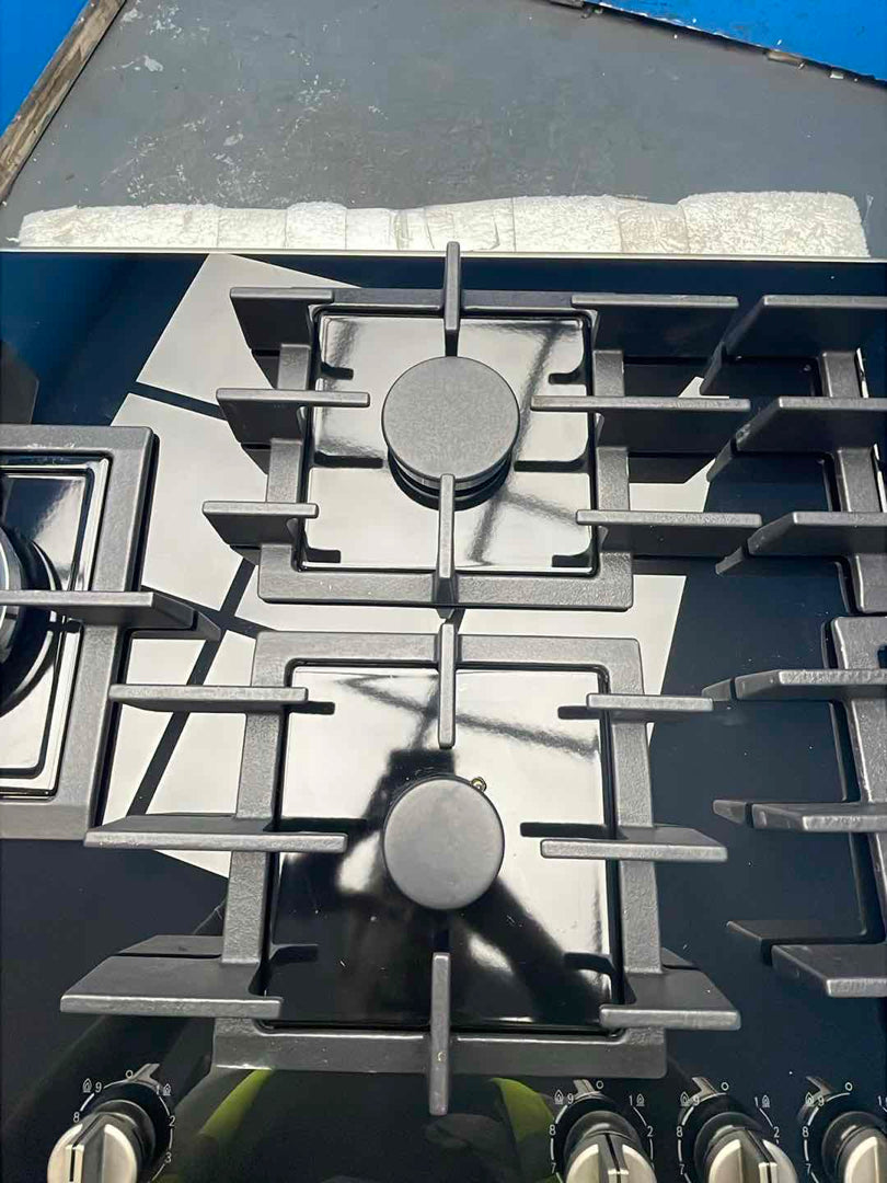 #GRC-159-656 - Bosch Series 6 PPM9A6I40 90cm 5 Burner Gas on Glass Hob
