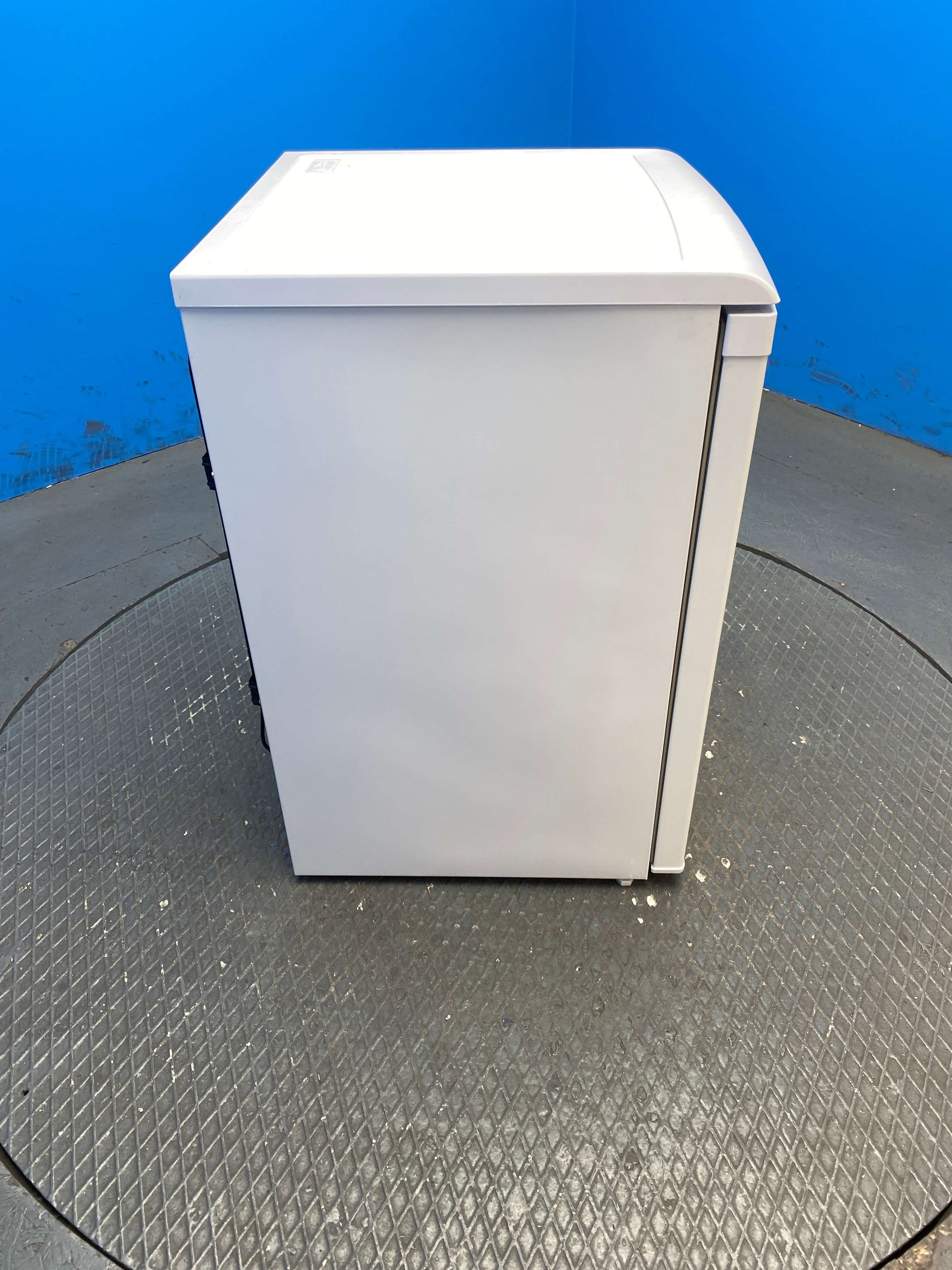 Beko L54135 128 Litre Undercounter Fridge