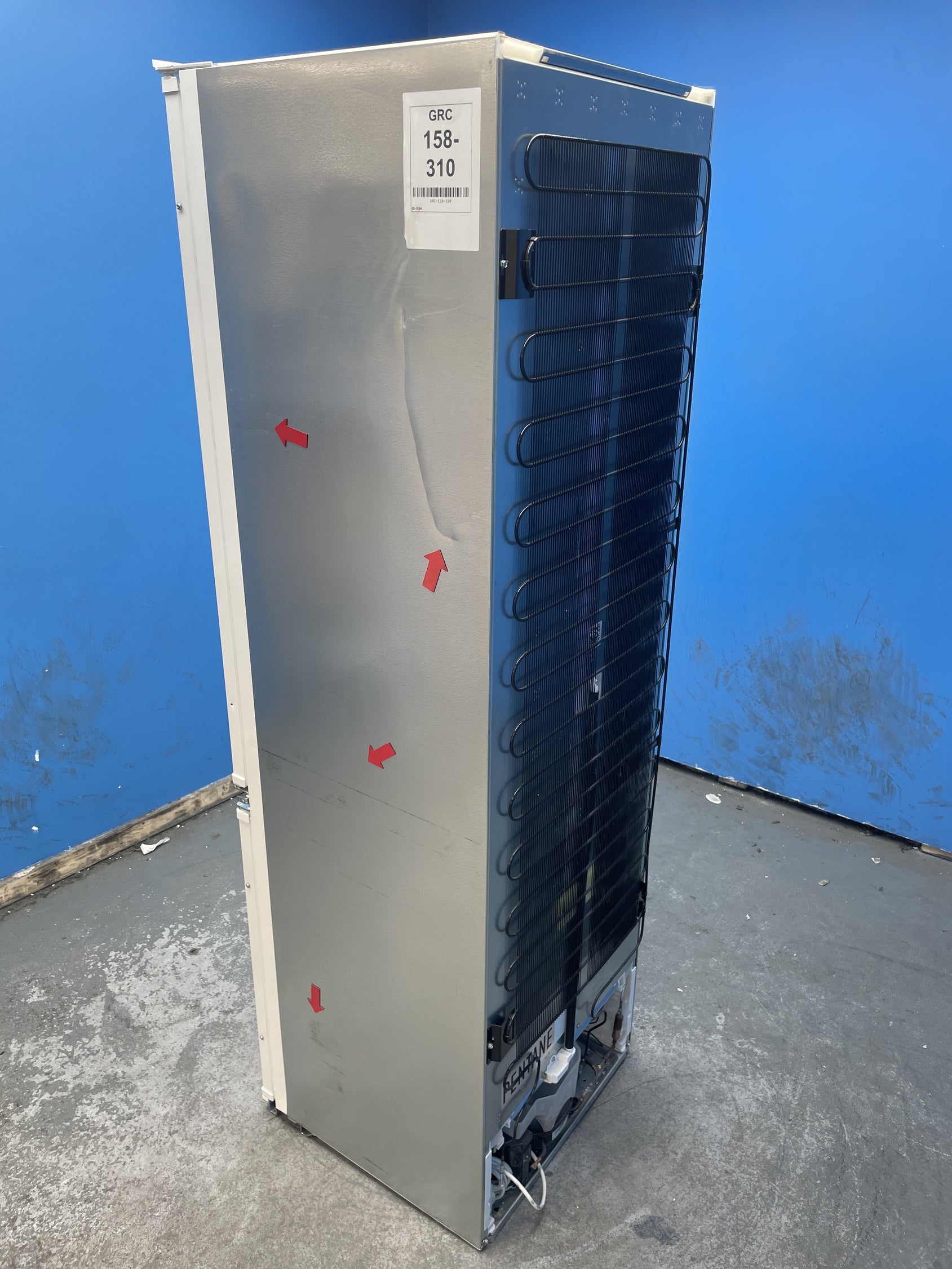 #GRC-158-310 - Electrolux LNS5LE18S 70/30 Integrated Low Frost Fridge Freezer