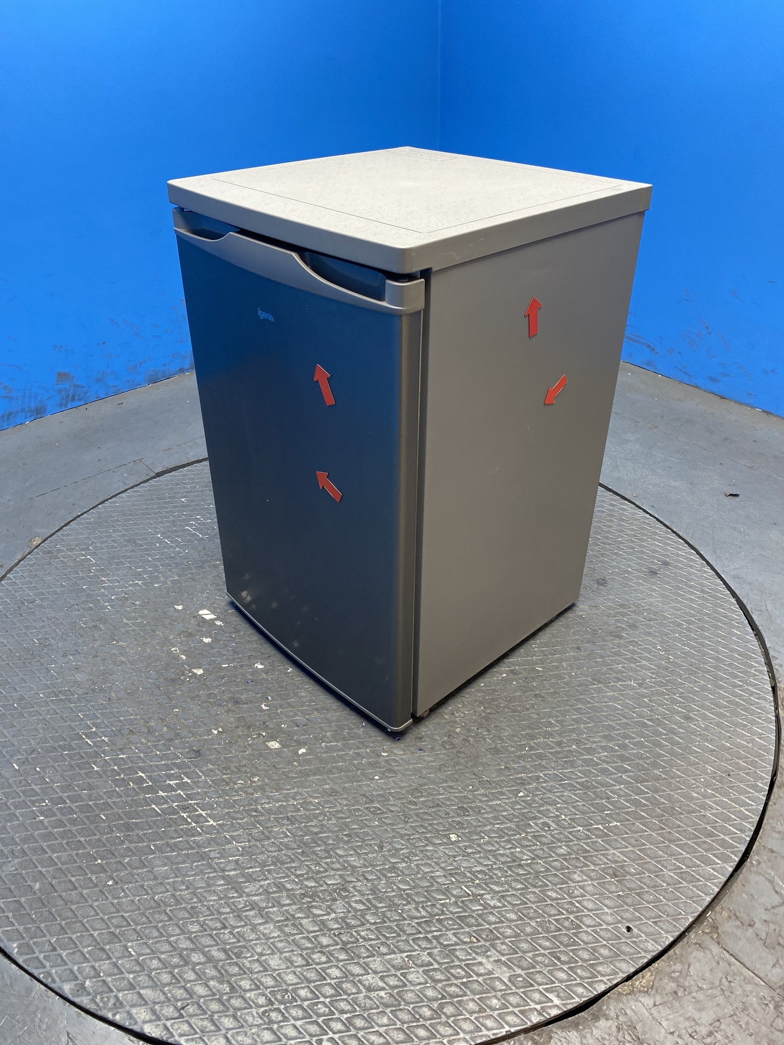 Igenix IG255X 136 Litre Undercounter Fridge